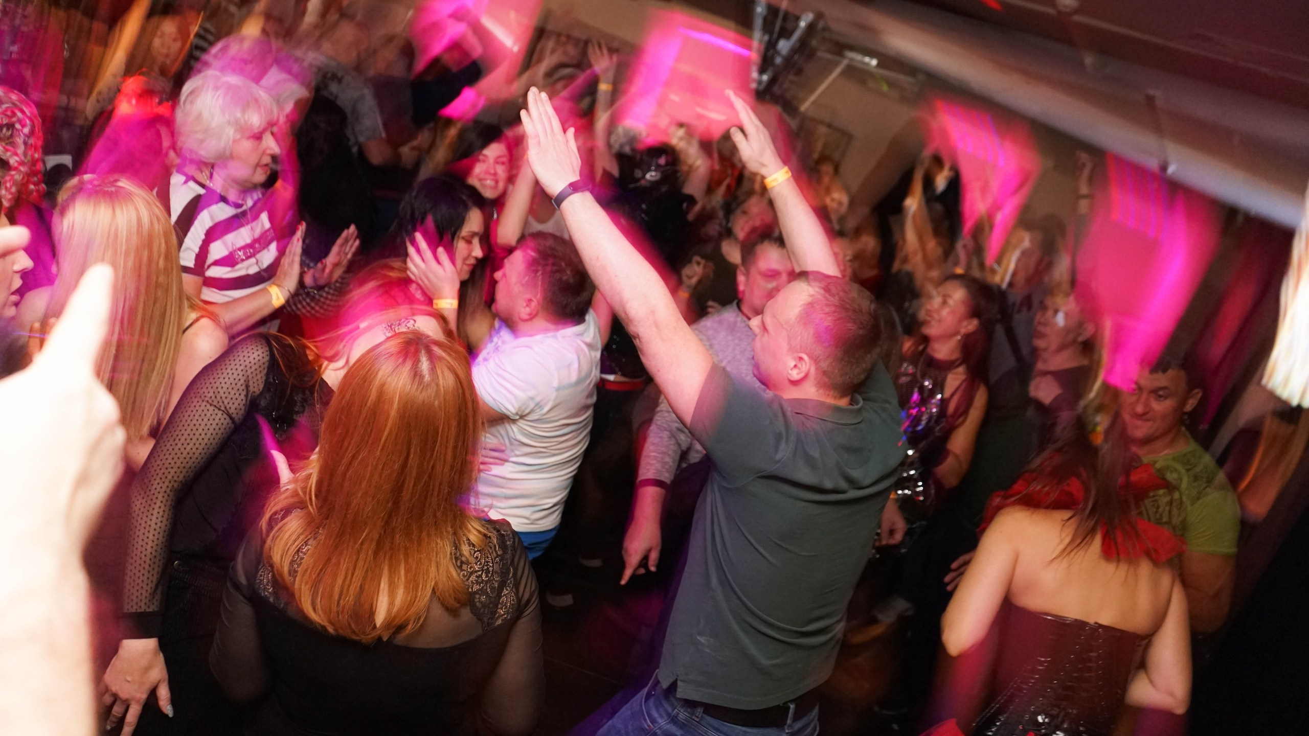 Фандец. Хеллоуиновская клубная вечеринка | 13.11.21. Галерея Фантим