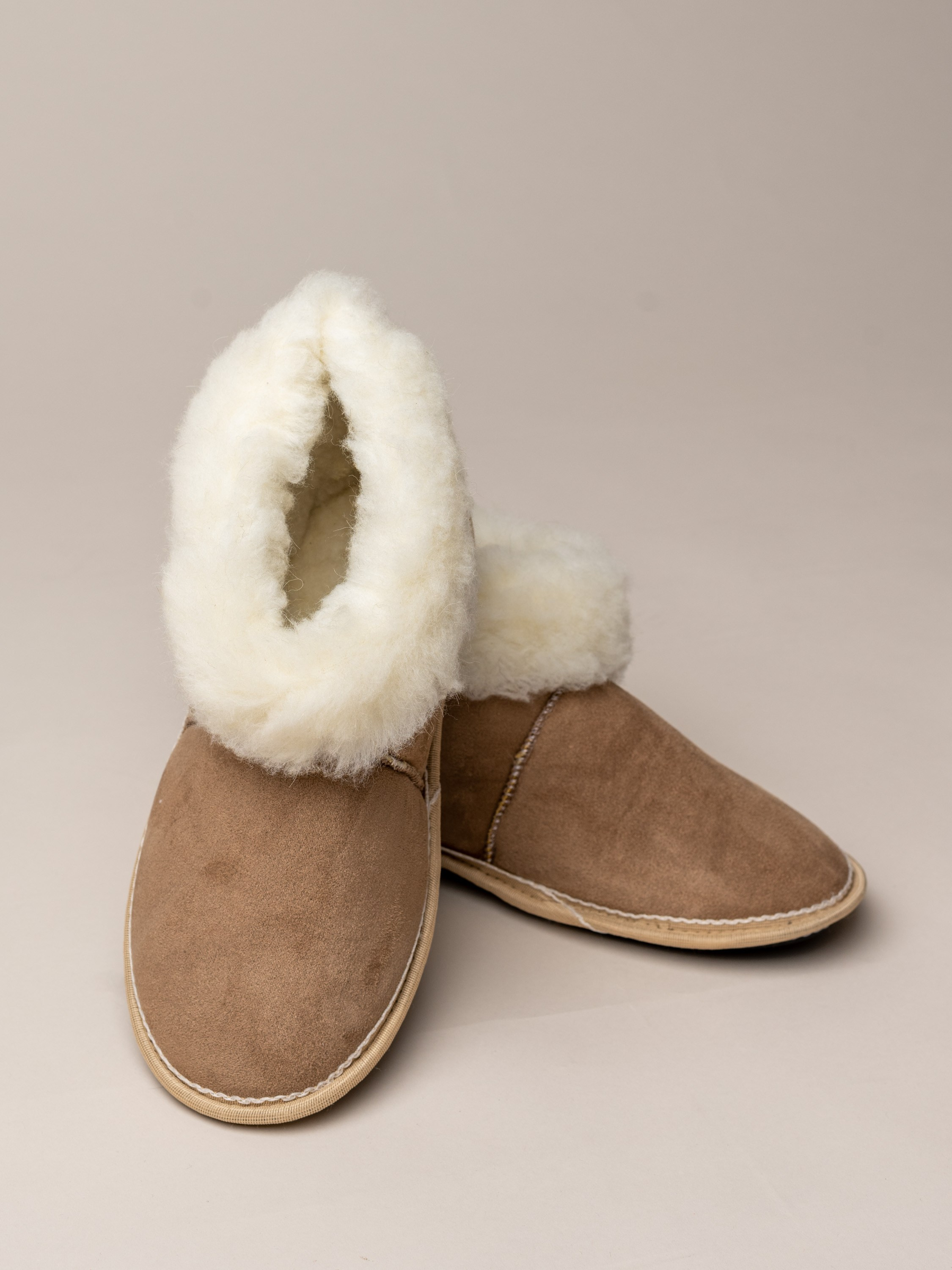 Каталожные съемки на белом/цветном фоне