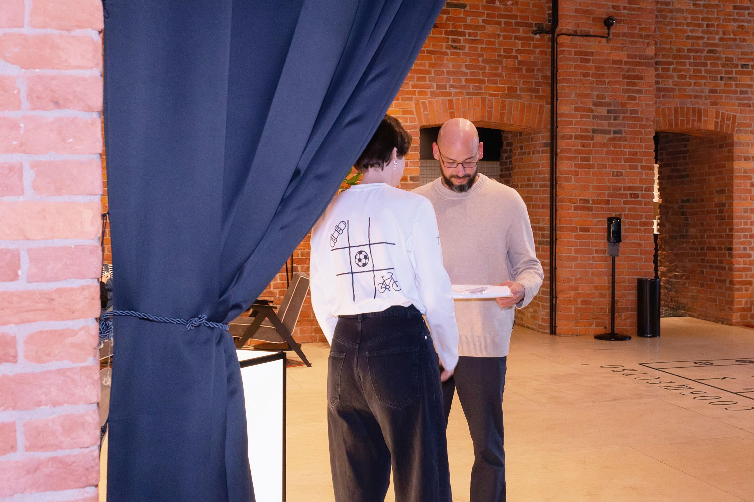 Фотосъемка дискуссии в Новой Голландии СПБ Публичное мероприятие. Портретные фотосессии, контент-съемки, репортаж