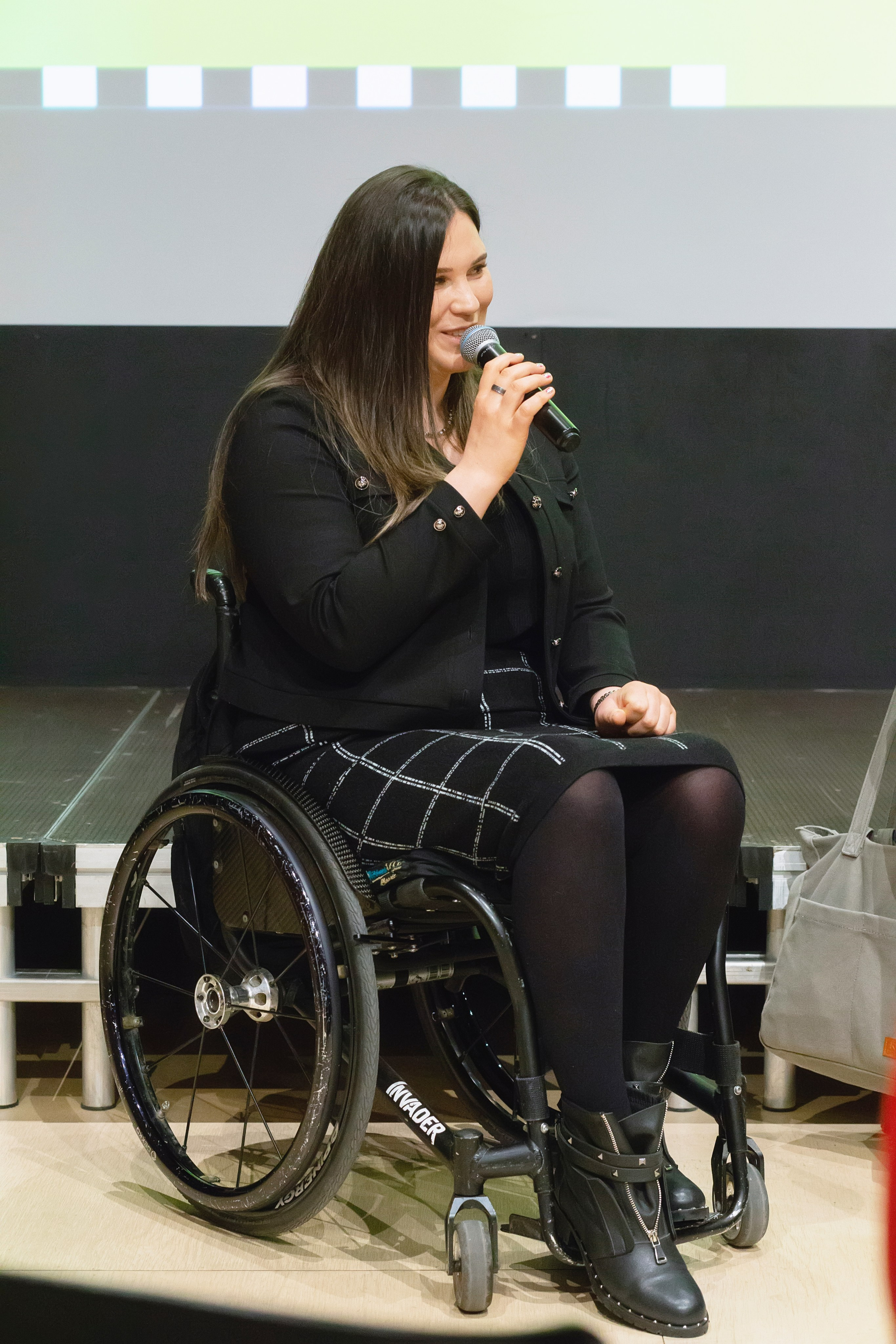 Фотосъемка дискуссии в Новой Голландии СПБ Публичное мероприятие. Портретные фотосессии, контент-съемки, репортаж