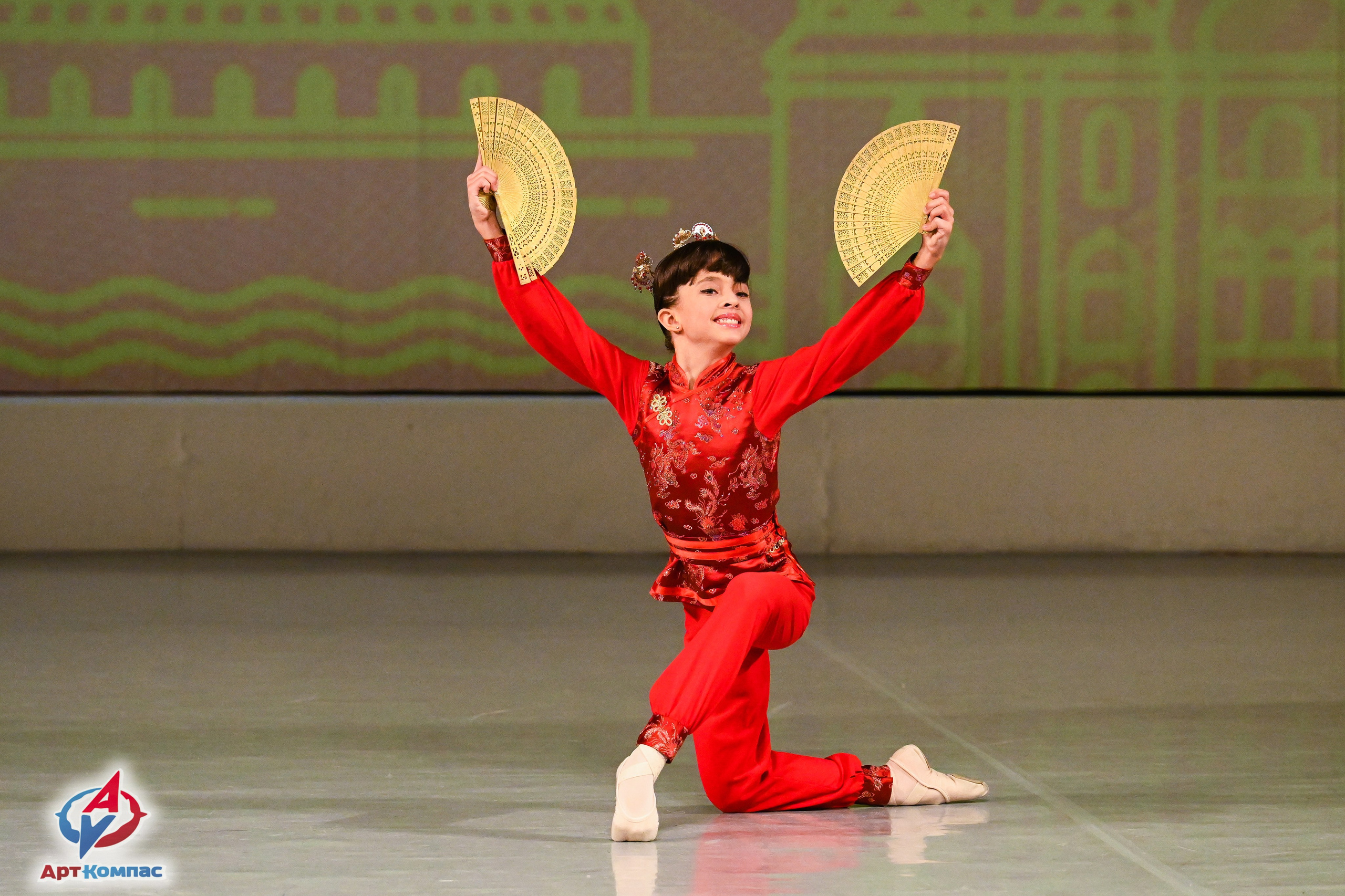 05.10.2025 Всероссийский фестиваль талантов «НЕВСКИЕ ВСТРЕЧИ» г. Санкт-Петербург. Медиастудия Фото Концепт