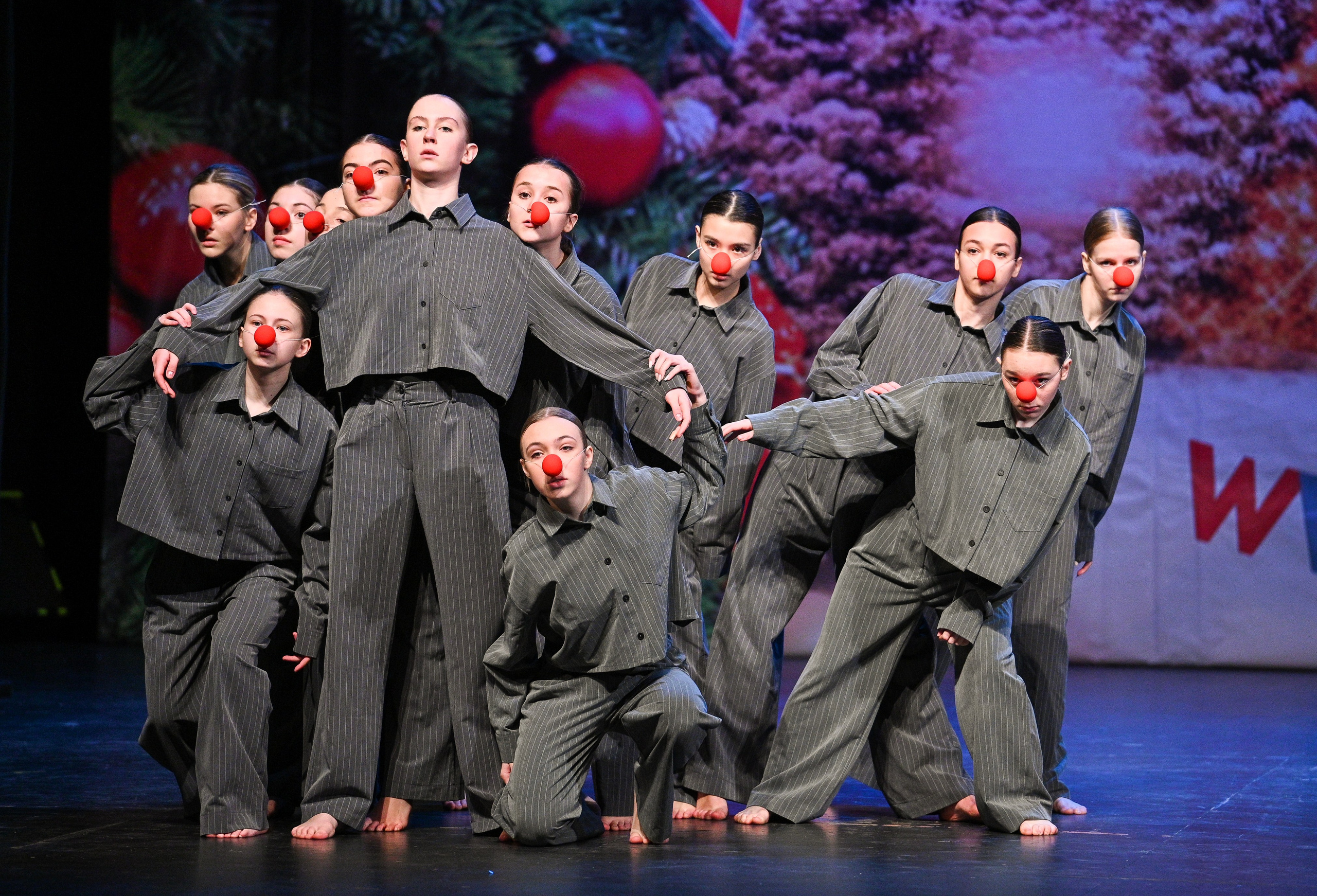 14.11.2024 «Новогодний Звездопад Талантов» Фестивальное движение «Шаг к мечте» г. Москва. Медиастудия Фото Концепт