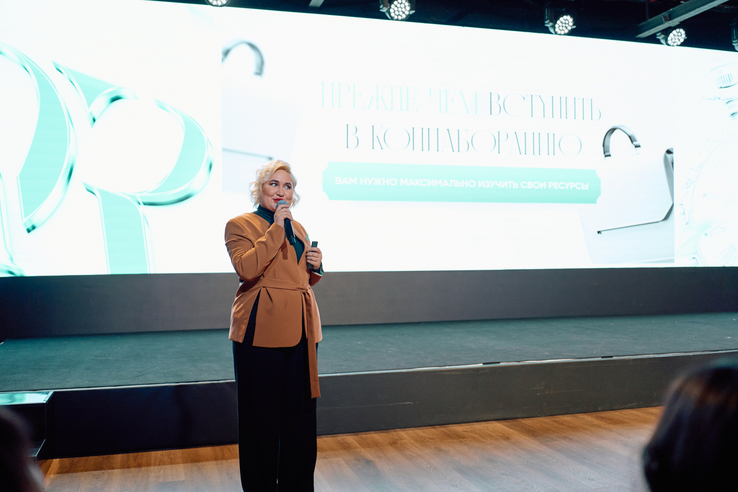 Форум QR. Свадебный фотограф в Москве Кристина Чехова