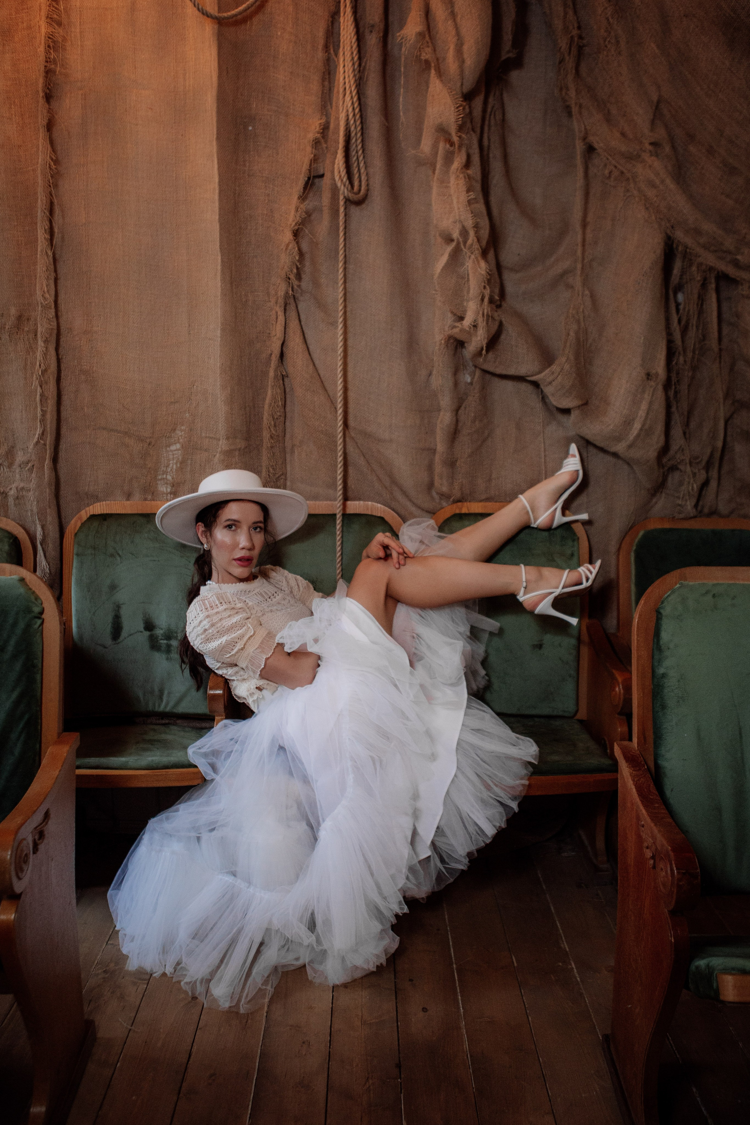 ЗАБРОШЕННЫЙ ТЕАТР. Репортажный фотограф Москва (детские праздники, квизы, концерты, дни рождения, свадьбы)