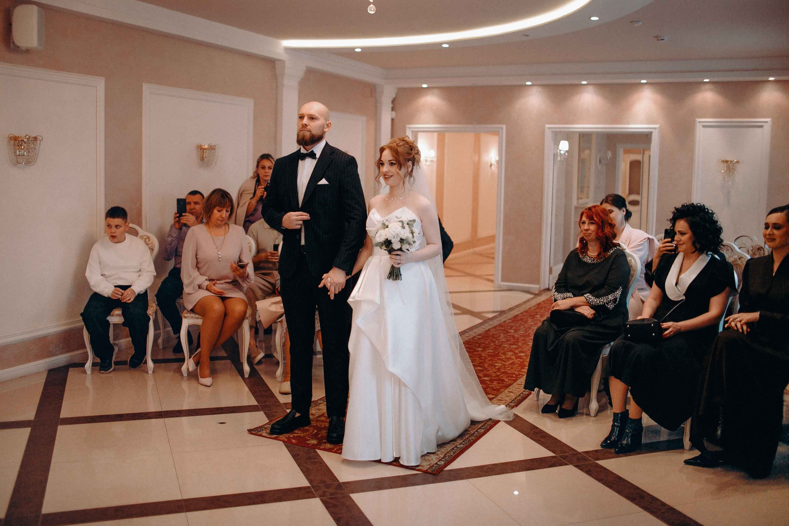 Загс + площадка. Ваш репортажный фотограф Артемий Антонов