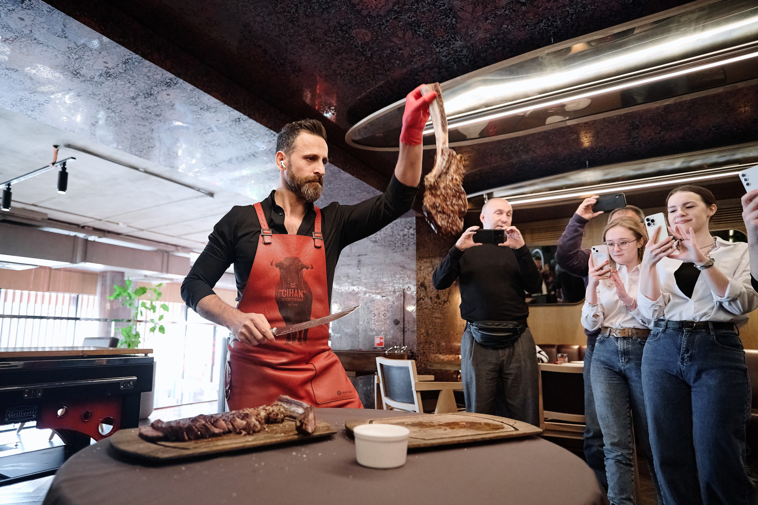 Фотограф на мероприятие. Light Media — креативный видеопродакшн