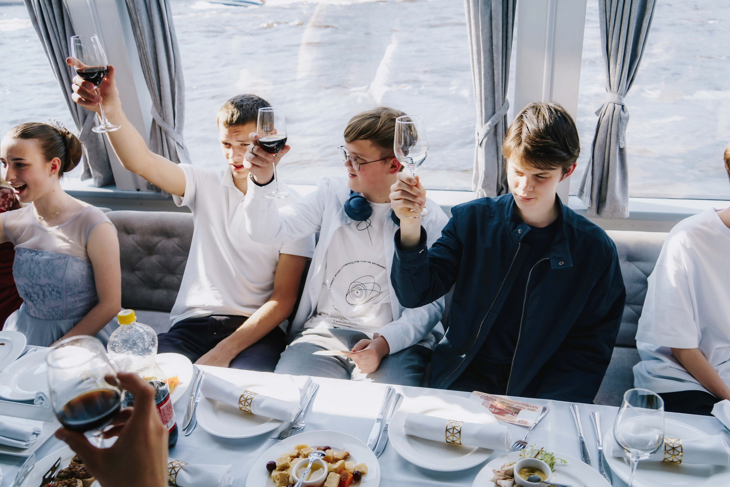 Выпускной 9В. Свадебный и семейный фотограф в Санкт-Петербурге Виктор Голубев