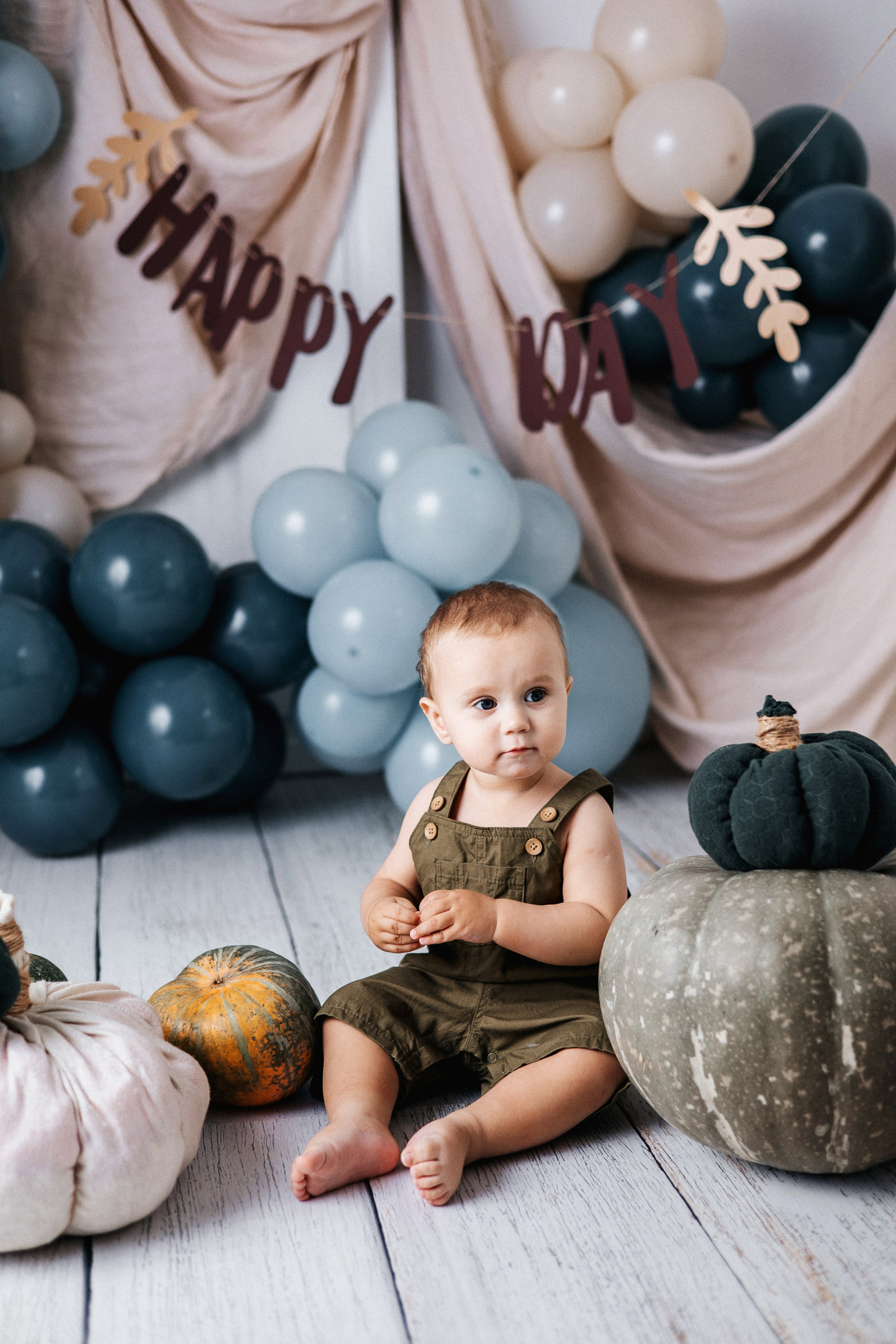 Зоны с шарами. Фотограф новорождённых Екатерина Боброва. Ульяновск