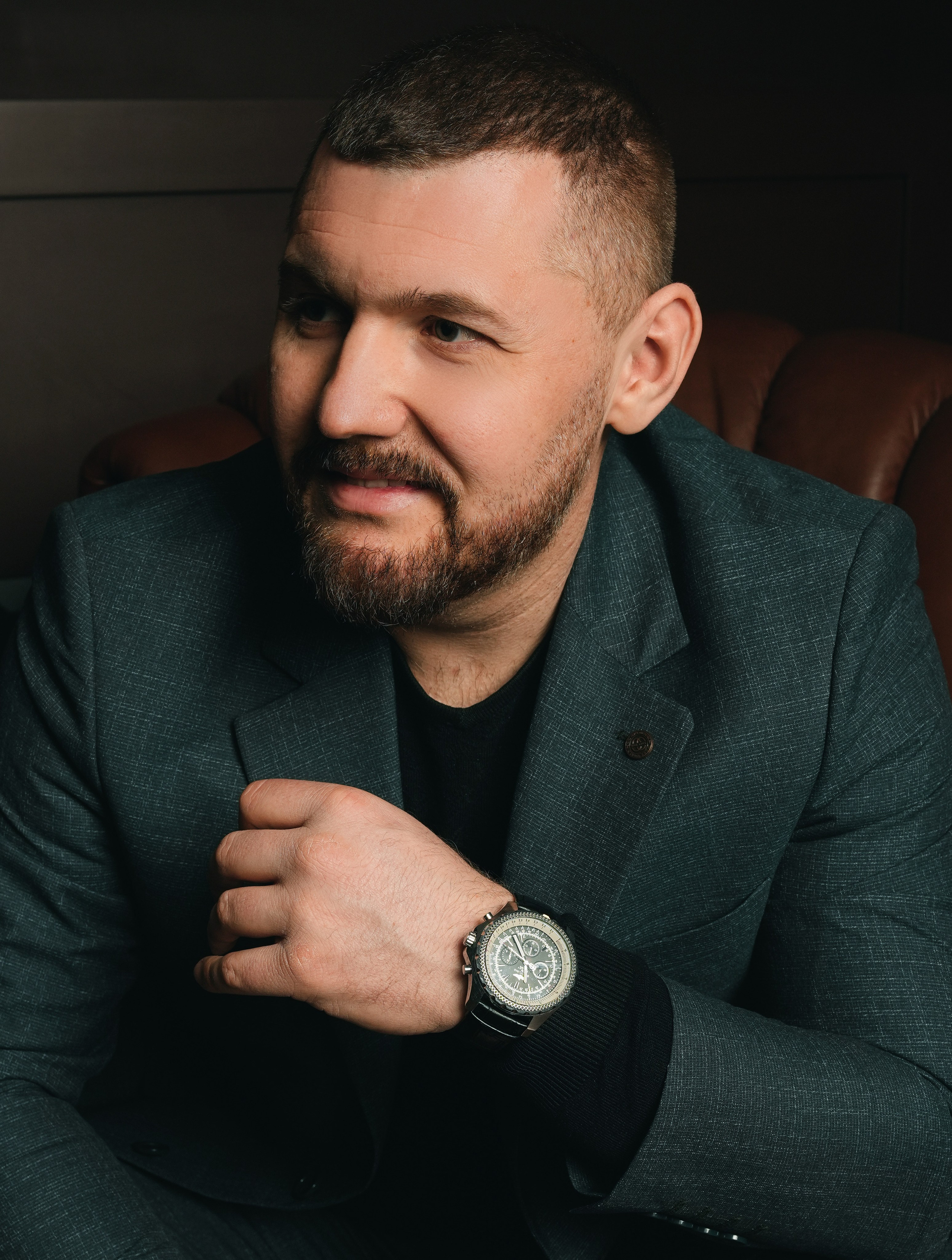 Бизнес-портрет в Новосибирске | Фотосессия для руководителей | MIGDA PHOTO. Фотограф в Новосибирске для свадеб, репортажа и бизнеса| MIGDA PHOTO