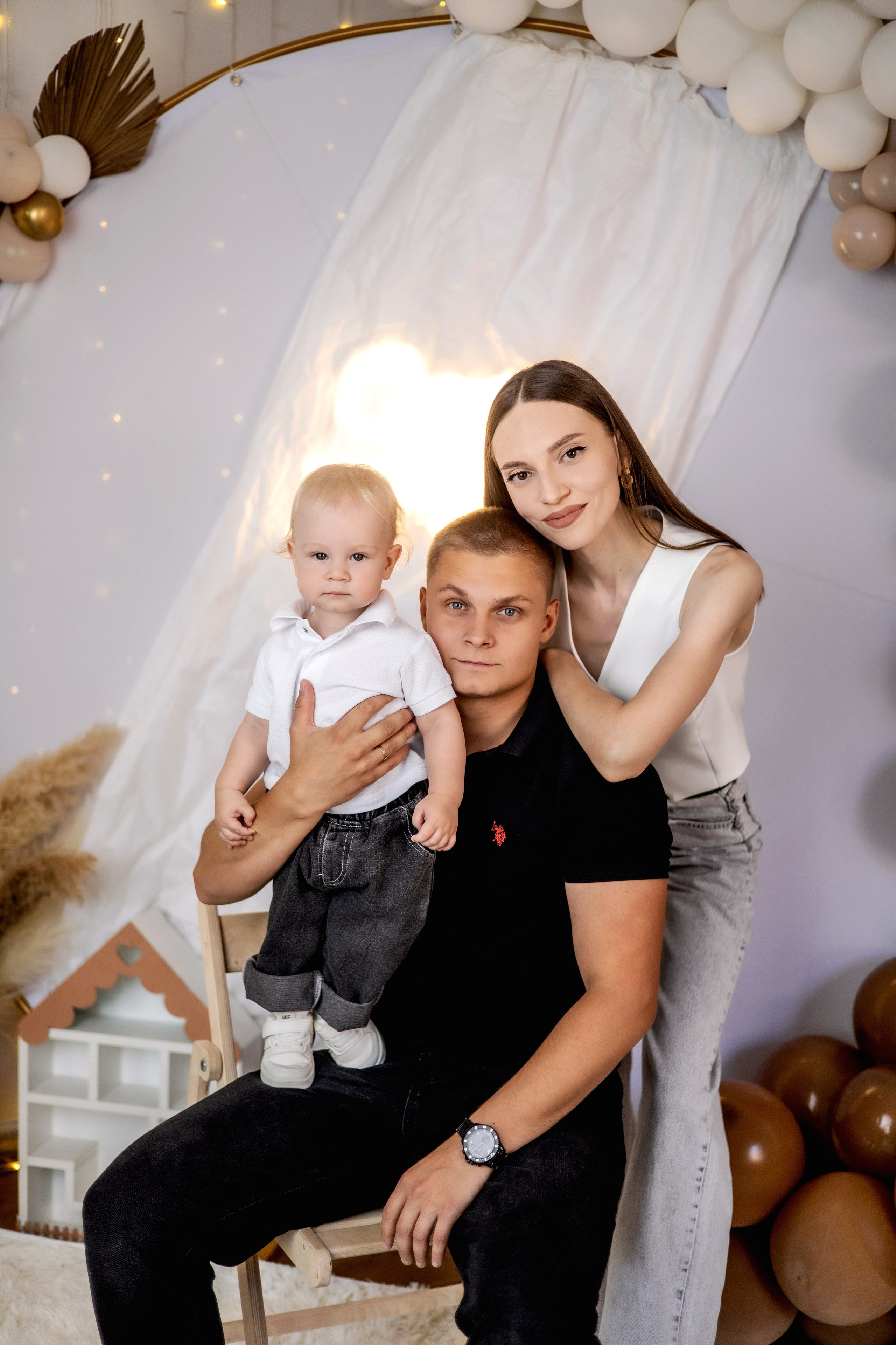 Дамиру годик. Фотограф Надежда Лукьянова