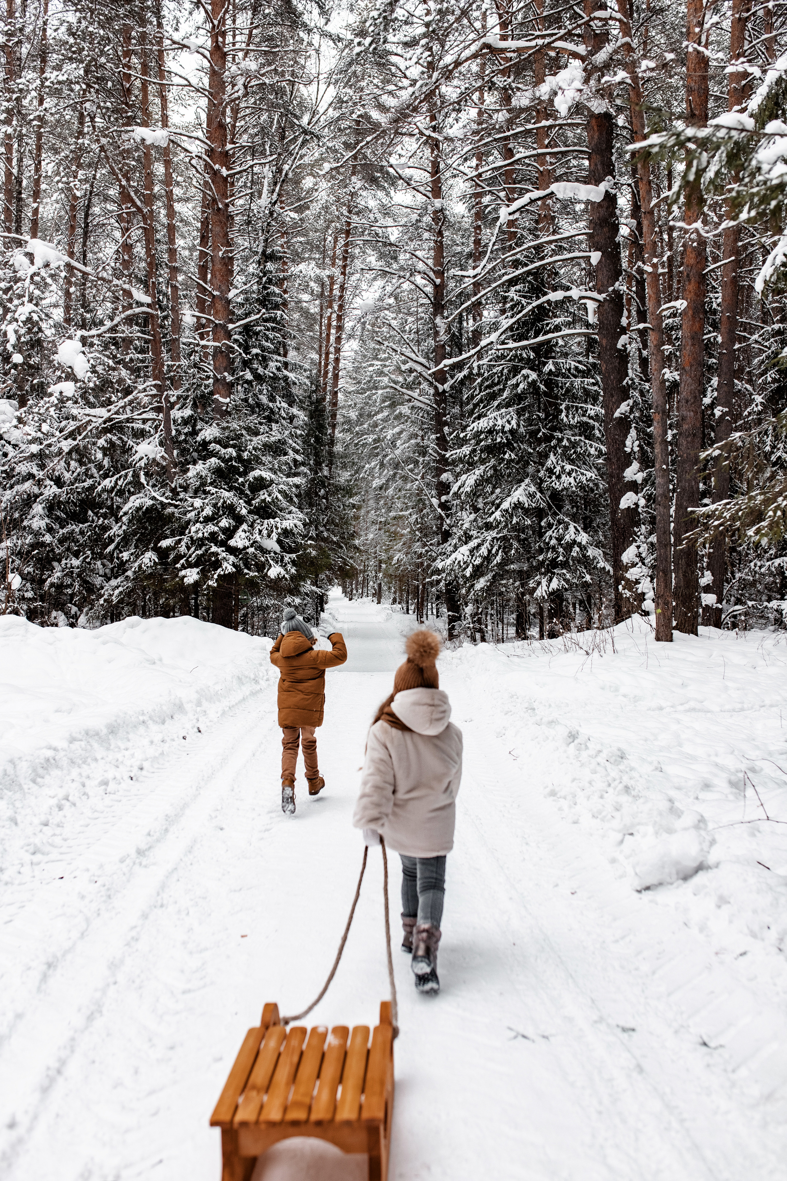 Черняевский лес. Февраль 2022. Глеб и Марго. Фотограф Пермь. Свадьбы. Семья и дети, школа, д. сад. Фотокниги