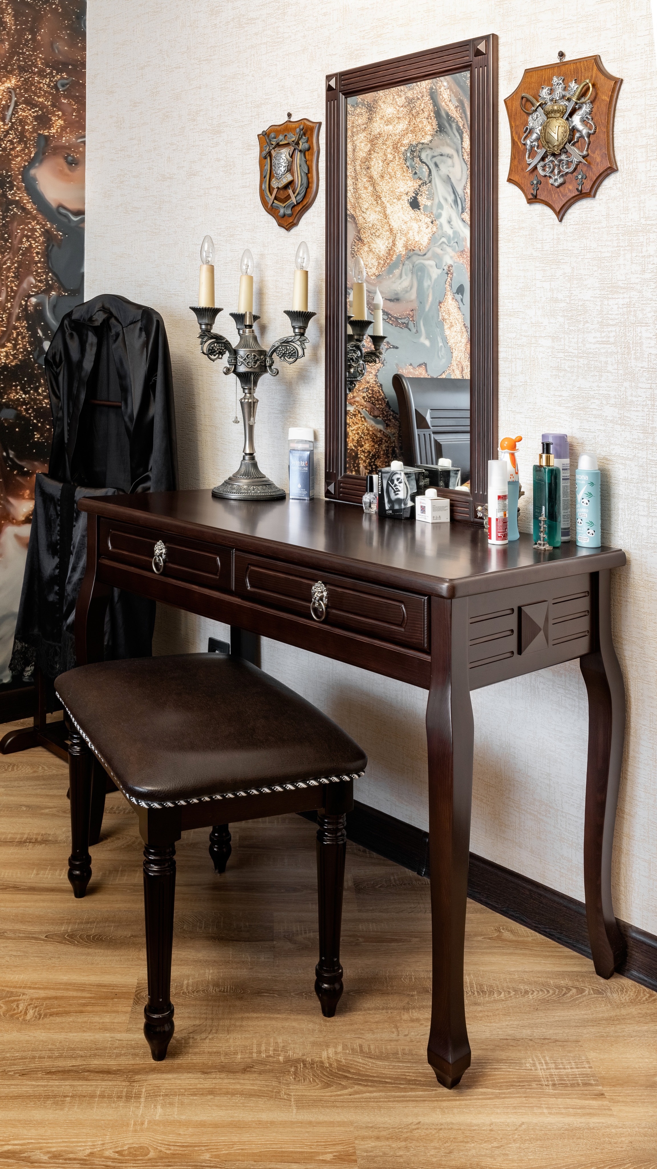 Интерьер в квартире (кухня, прихожая). Декабрь 2021. Фотограф Пермь. Свадьбы. Семья и дети, школа, д. сад. Фотокниги