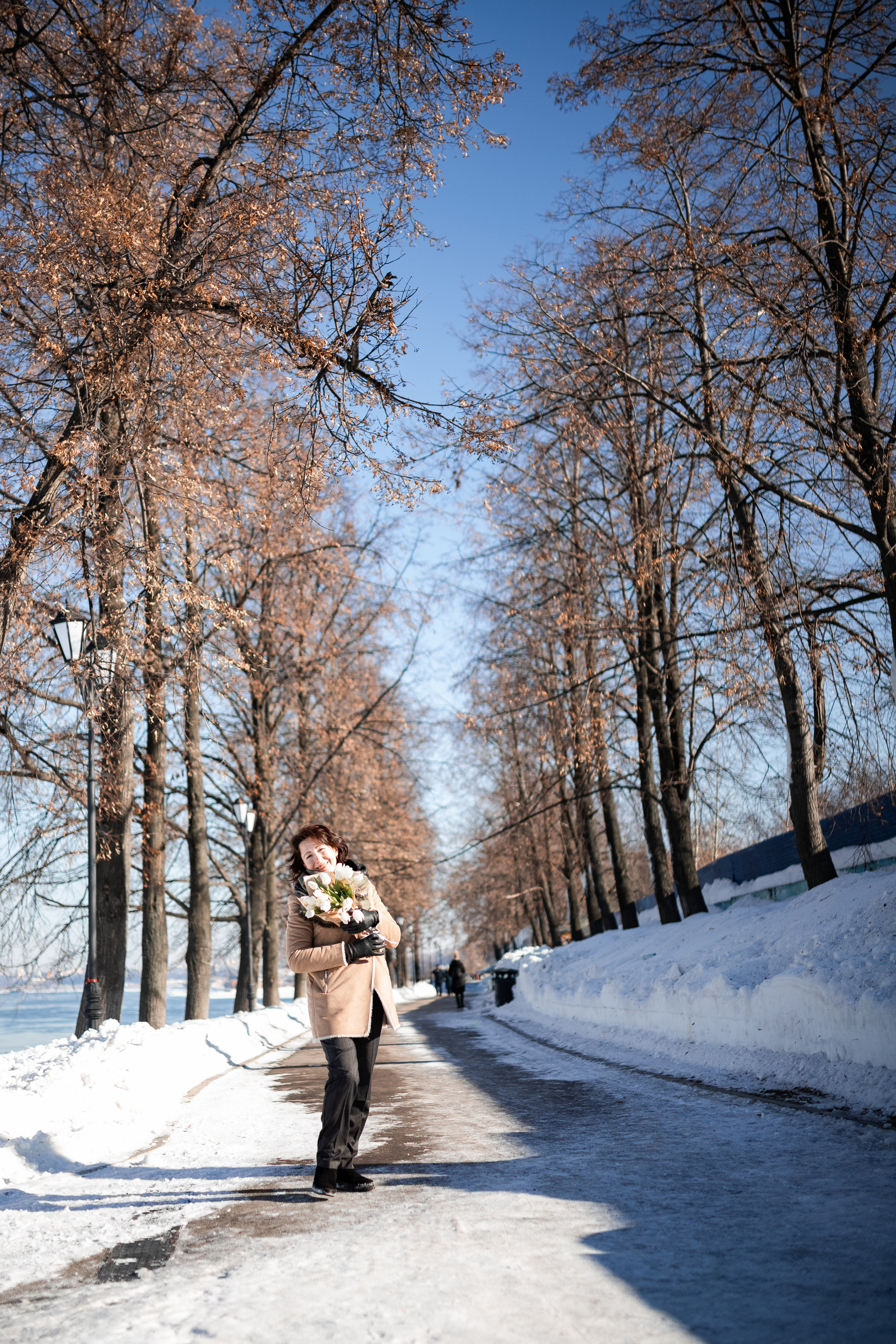 Проект к 8 марта «Прогулка с тюльпанами». Ирина. Надежда. Февраль 2022. Фотограф Пермь. Свадьбы. Семья и дети, школа, д. сад. Фотокниги
