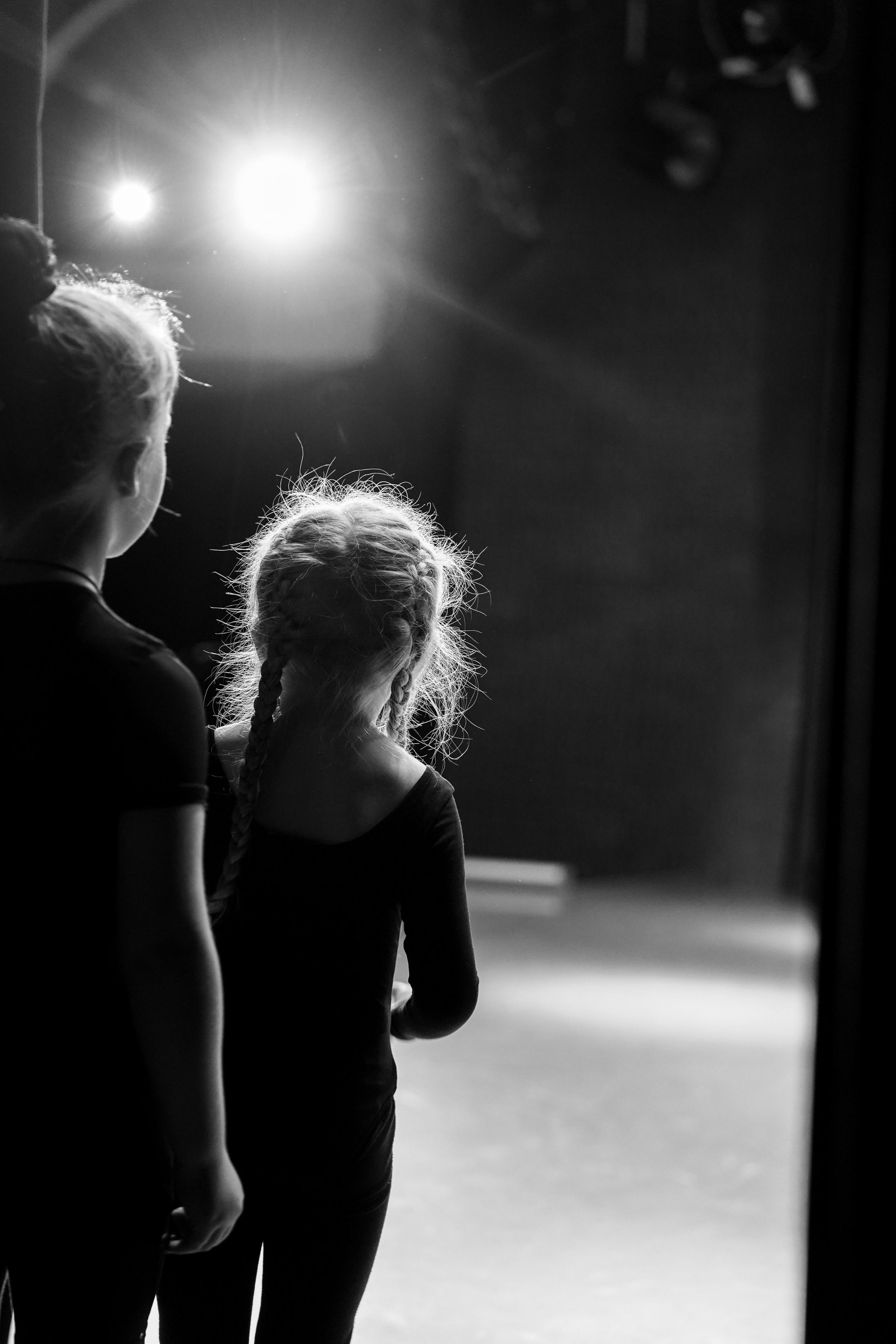 Репортаж выставки и концерта ко дню информирования об аутизме. Детский, семейный фотограф: newborn, беременность, годовасие, репортаж. Москва