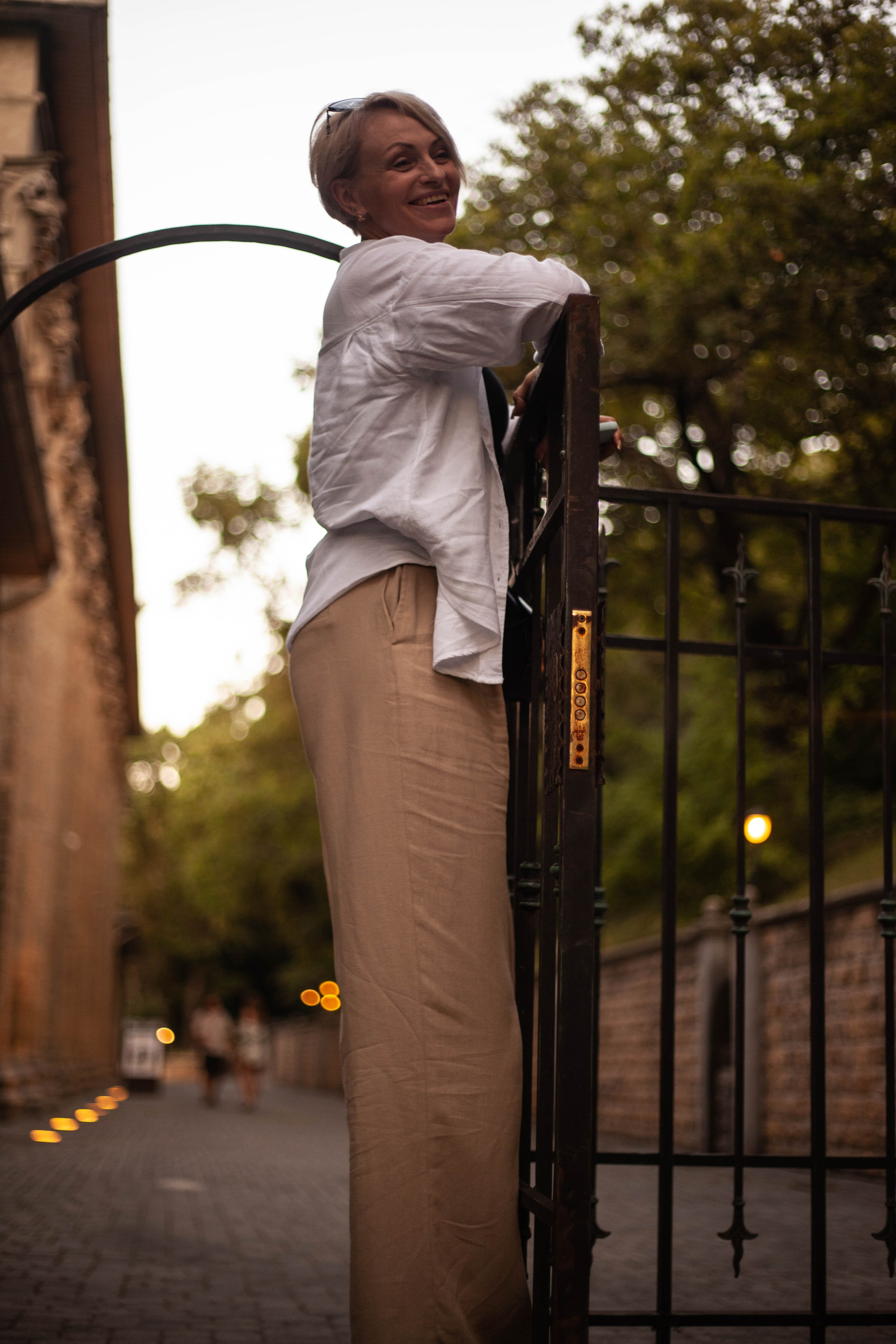 Абрау. Уличный фотограф Города N