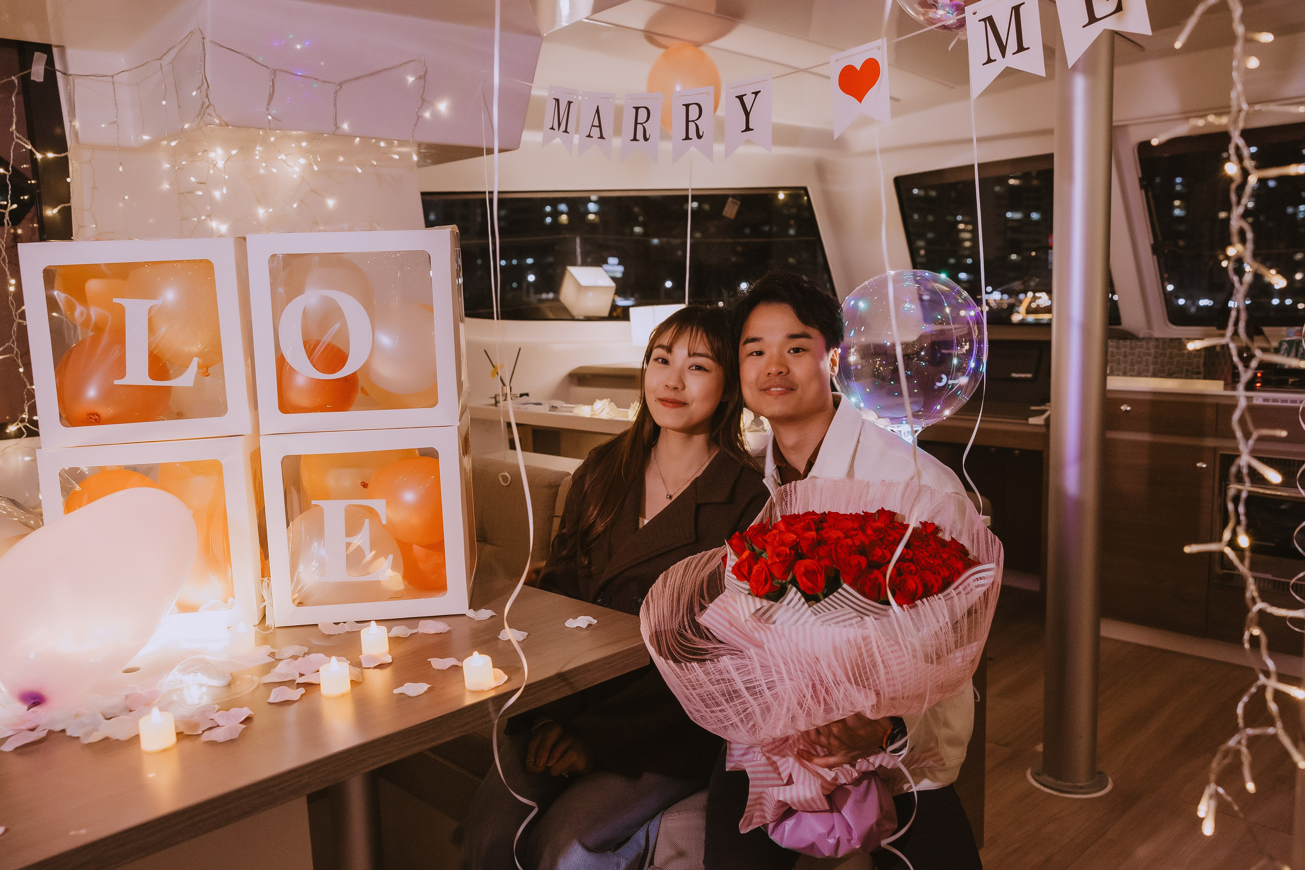 Предложение руки и сердца на яхте во время вечерней прогулке в Пусане. ВАШ ФОТОГРАФ В ПУСАНЕ (Южная Корея) Александра Ануфрий