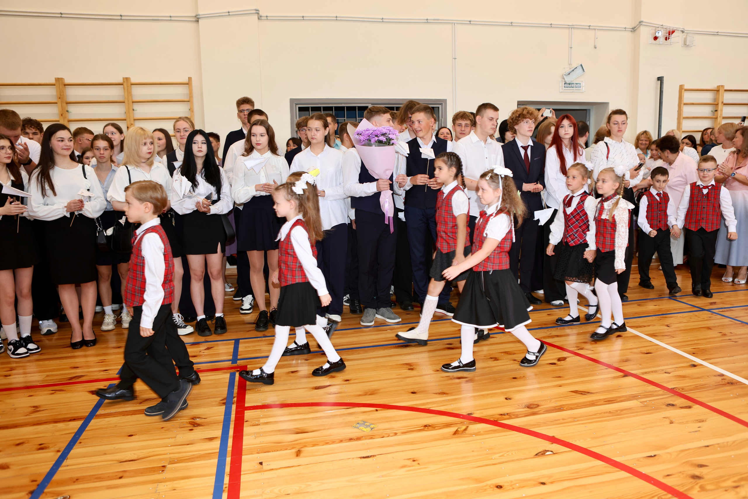 Первое сентября. Фотограф в Курске Смирнов Евгений