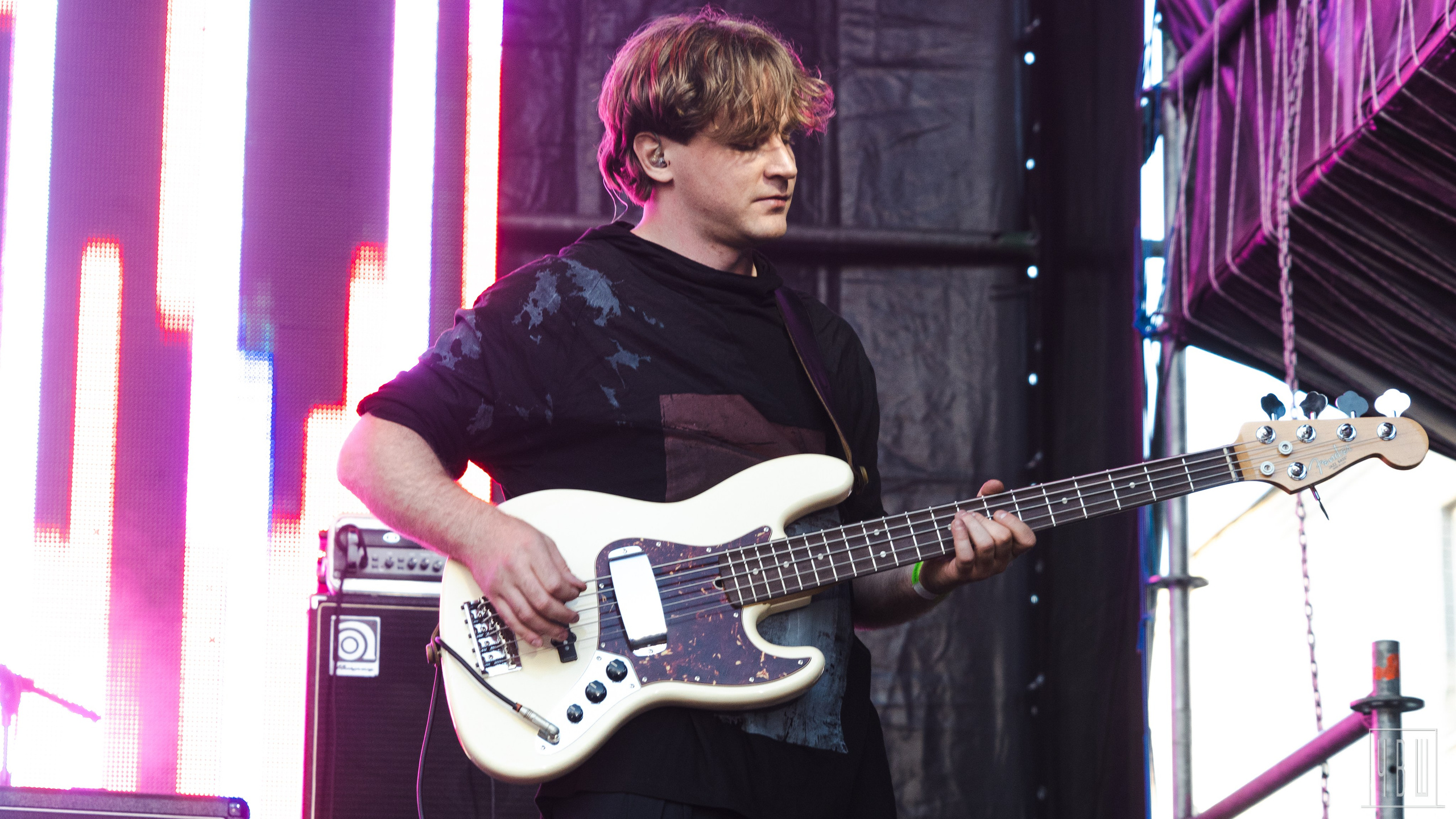 Живой! 2025, День Второй. Человек в Шляпе