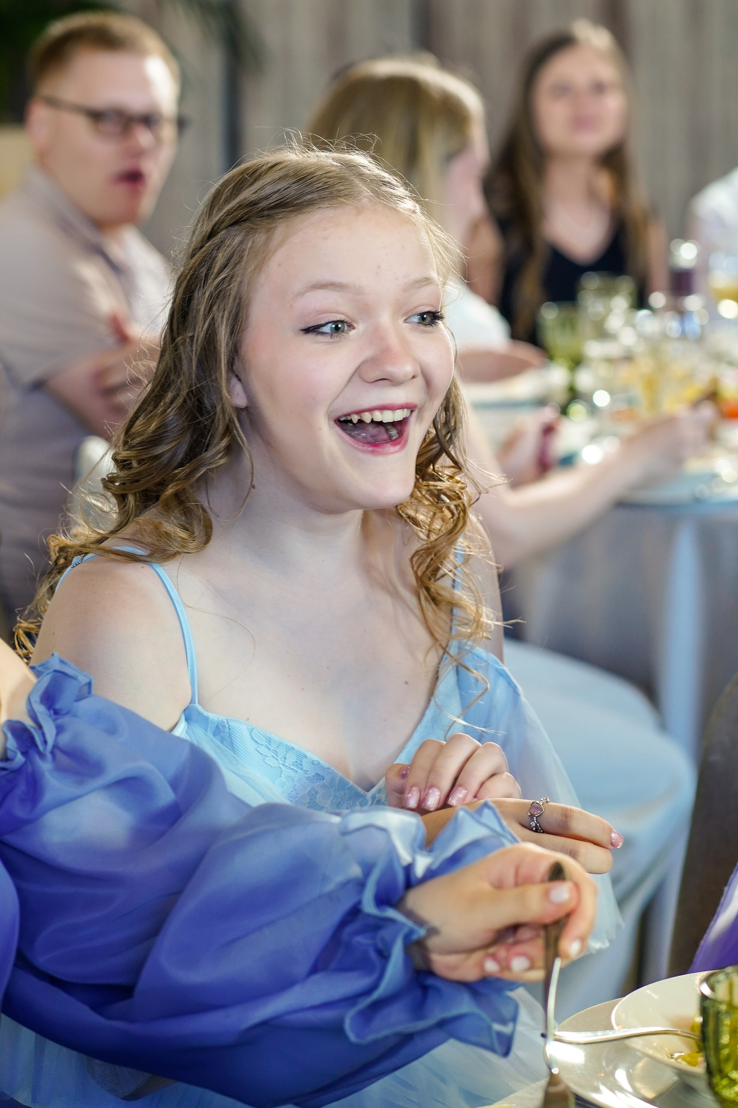 Выпускной вечер, гимназия № 40, 9 класс. Семейный и портретный фотограф в Екатеринбурге Анна Лобанова