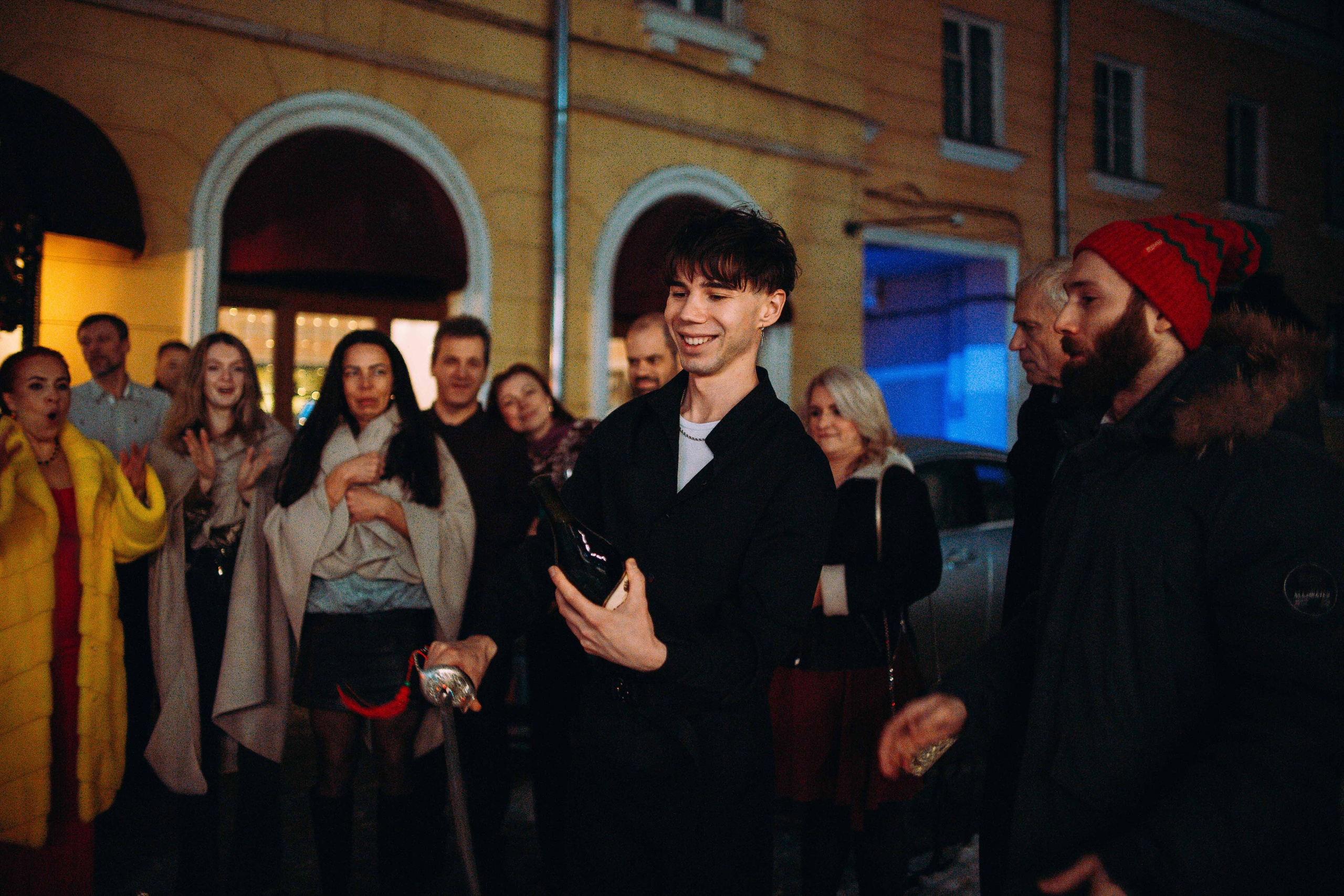 Вечер в «Дежавю». Ваш репортажный фотограф Артемий Антонов