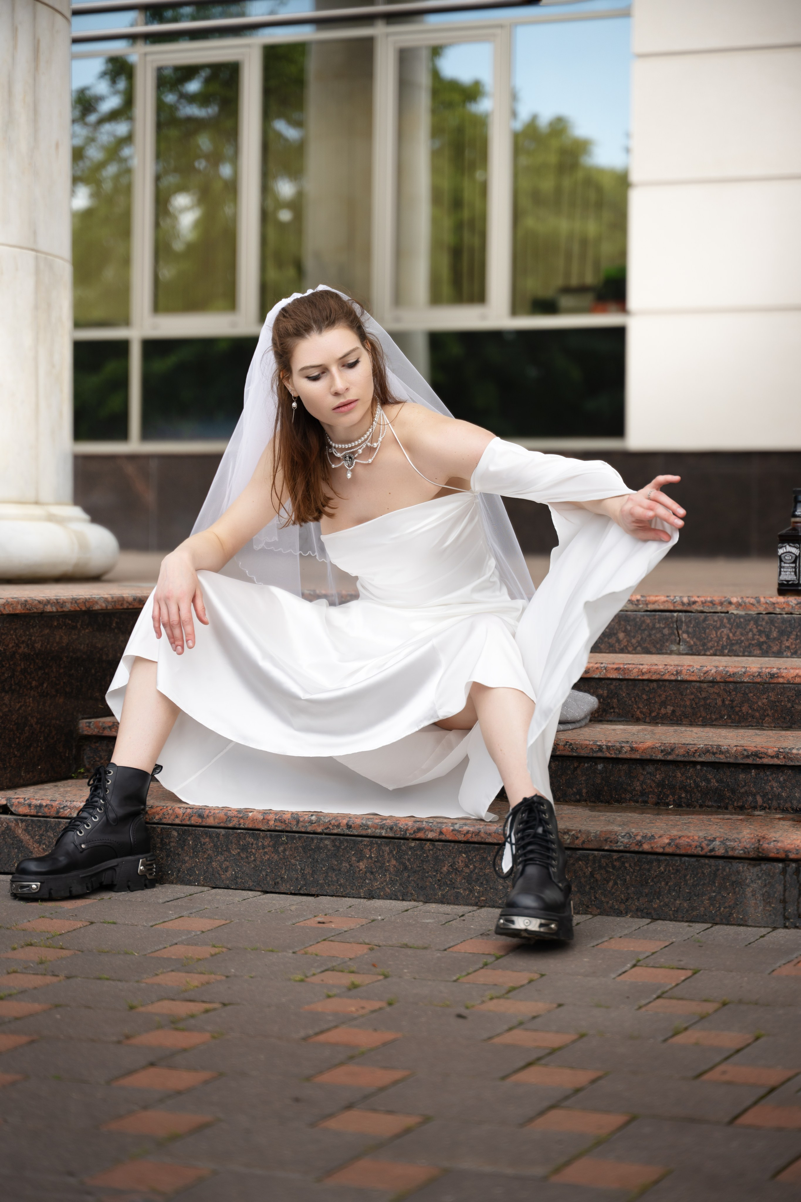 СБЕЖАВШАЯ НЕВЕСТА (история в каждом кадре). Главная