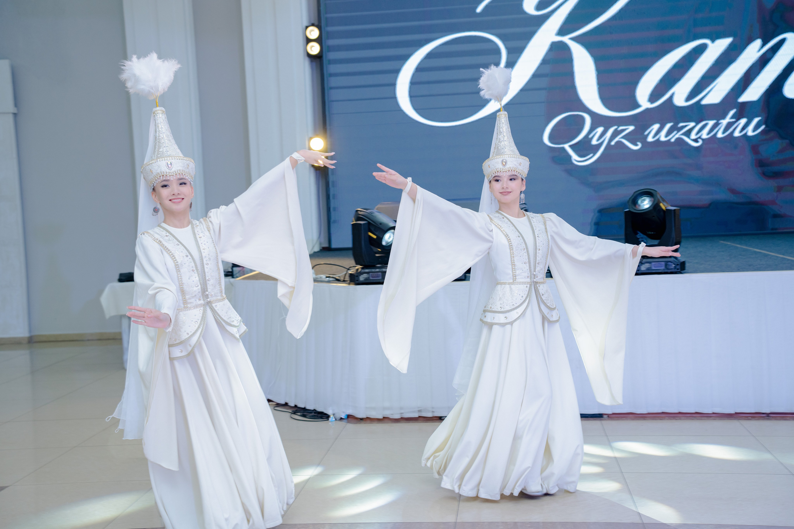 KAMILLA QYZ UZATU. Nomad media