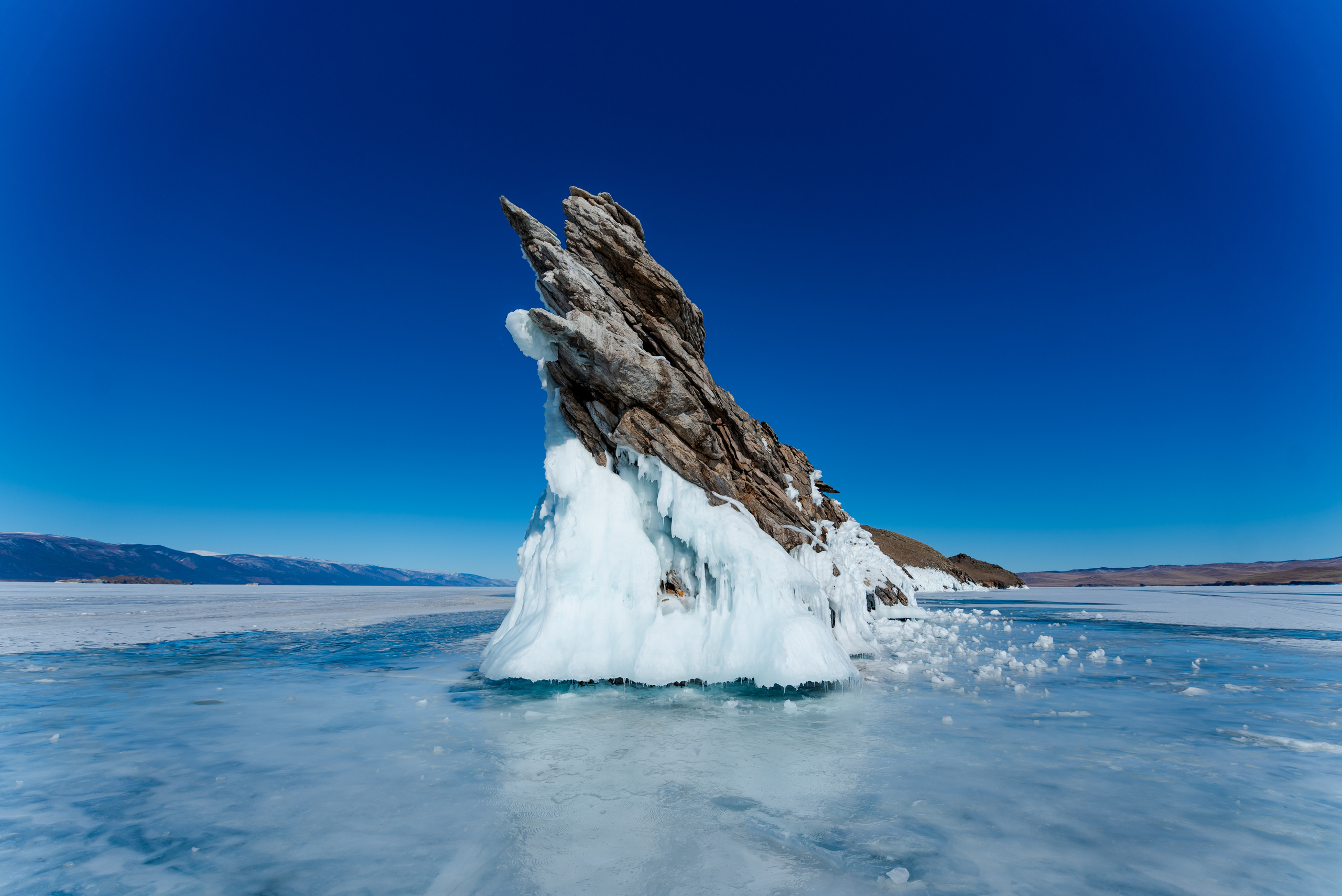 Остров Огой клык дракона малое море ольхон байкал