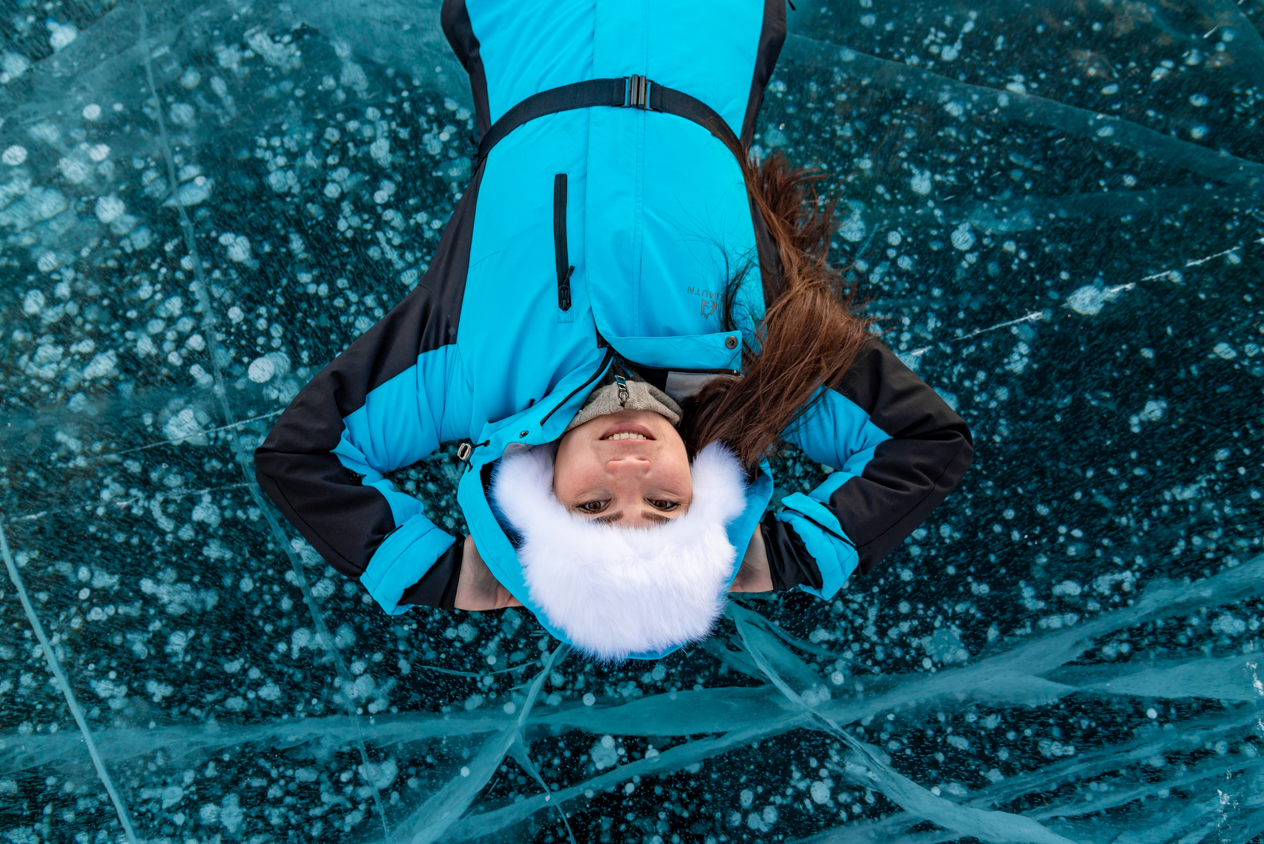 Как одеться на зимний Байкал. Туры на Байкал с фотографом под ключ. Фотосессии на Ольхоне