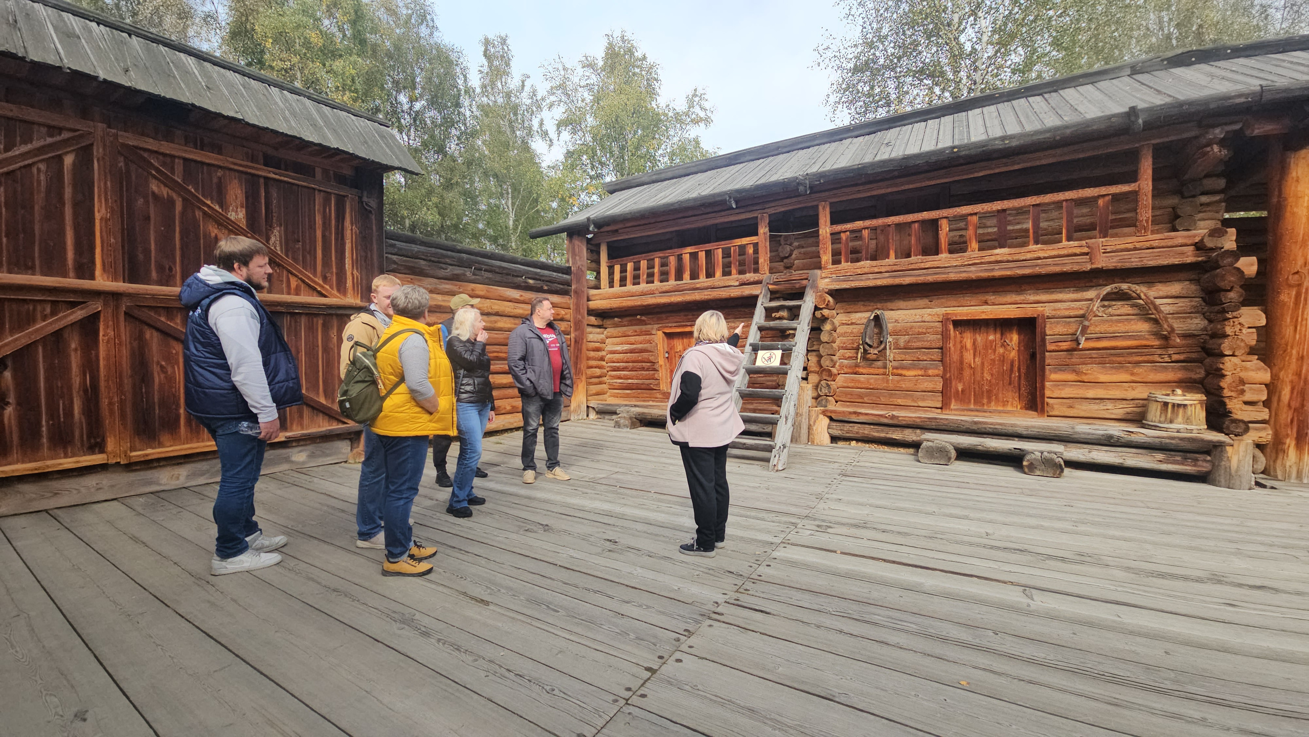 Чистый двор усадьба тальцы листвянка