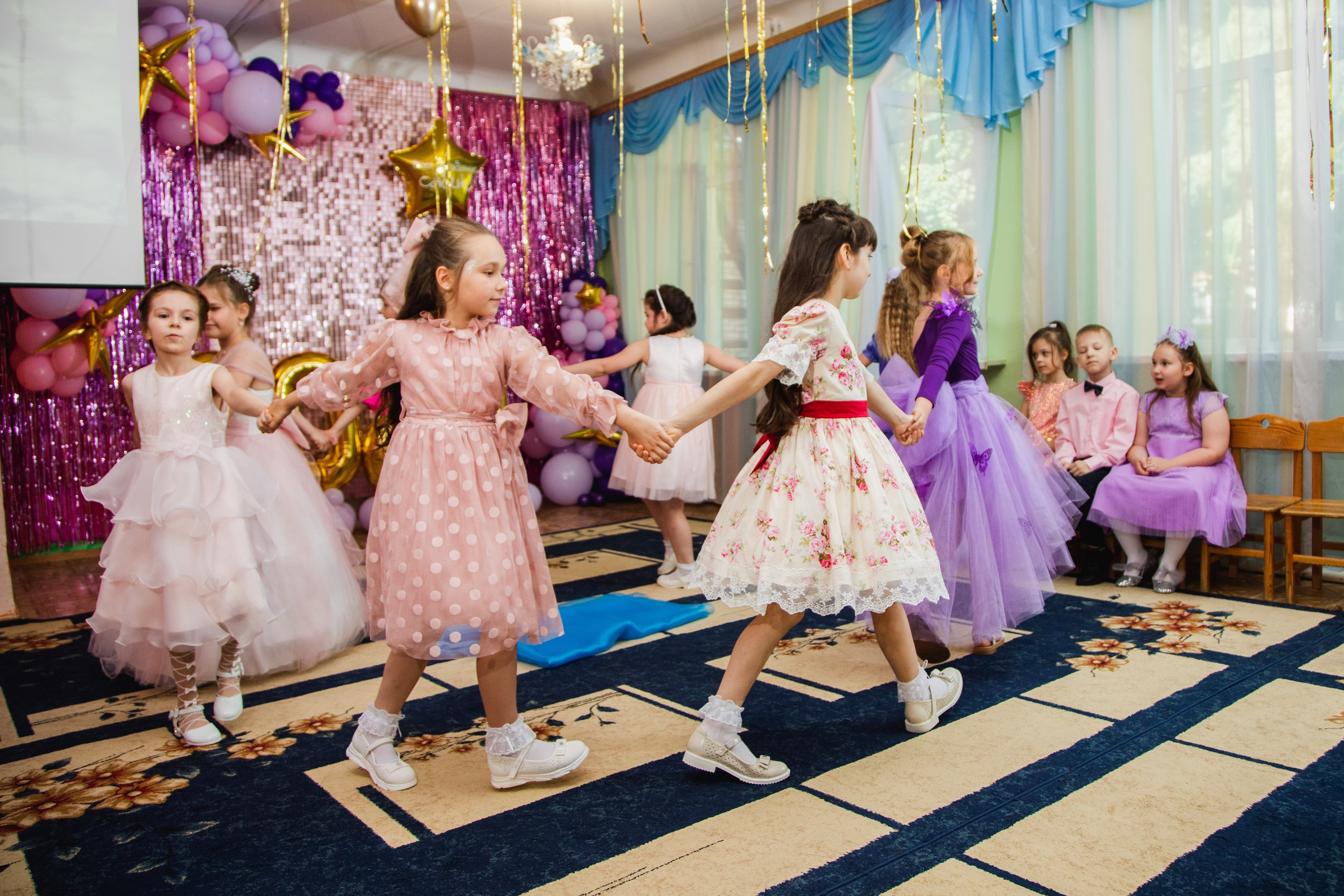 Выпускной в детском саду. Aleksandra-zapjdobnikova.wfolio.pro