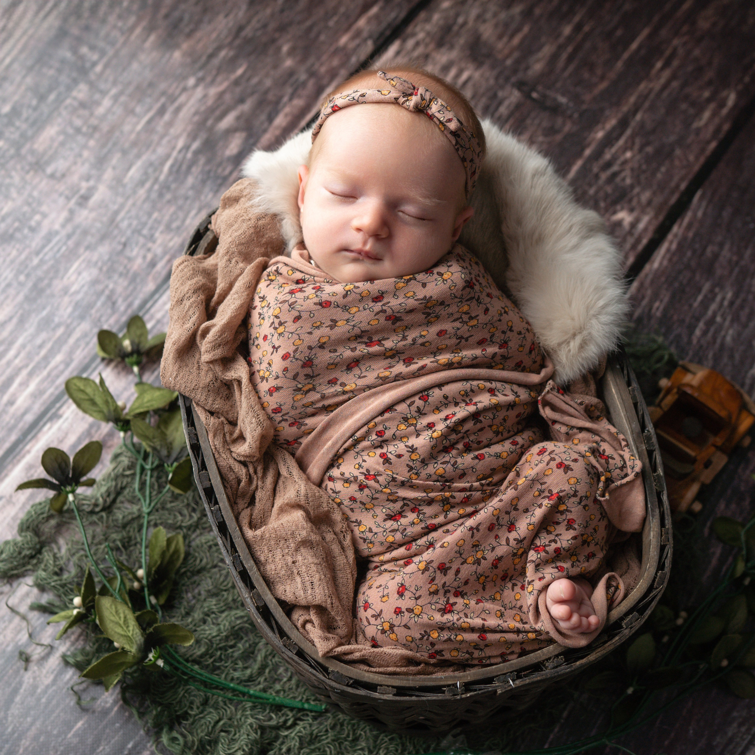 НьюБорн Алиса. Фотограф Зинаида Евдокимова