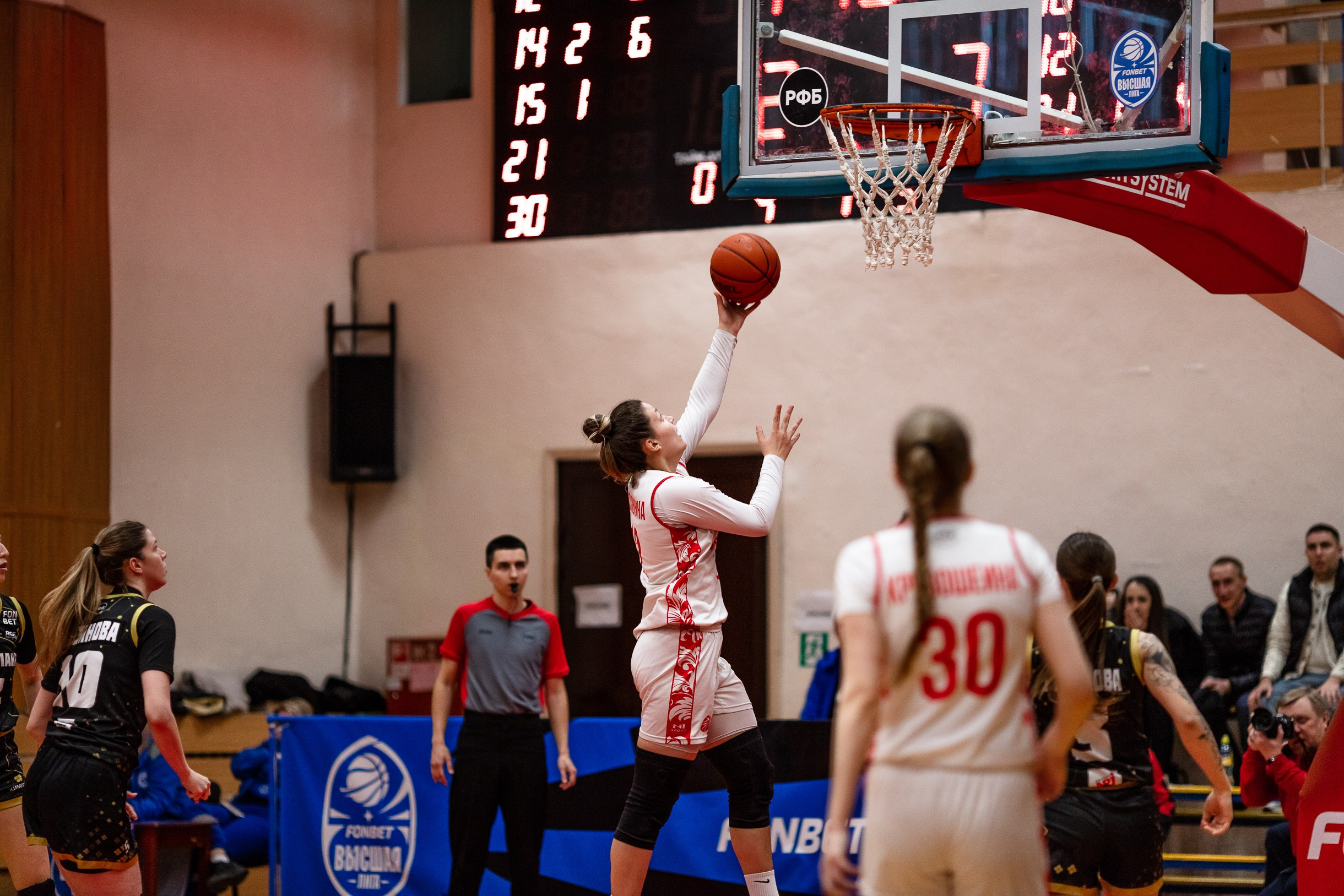 БК Юность — ЧГУ-Атланта / 3 игра. Фотография