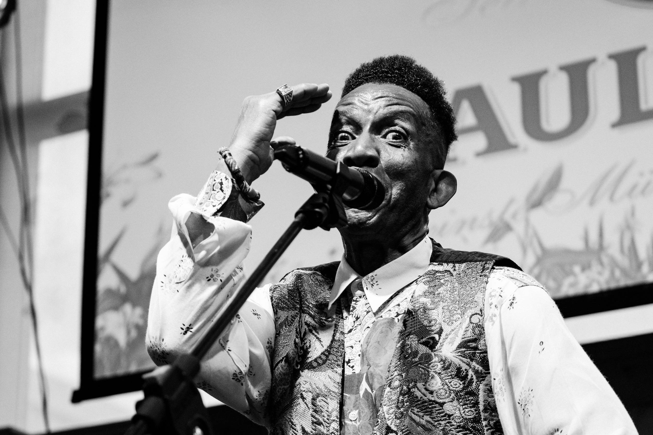 Концертный фотограф Виктор Гагарин. Снимаю крутые концерты в Сибири. Профессиональный фотограф Виктор Гагарин — Промышленная, Event, Портретная, Репортажная съемка в Новокузнецке, Кемерово, Новосибирске