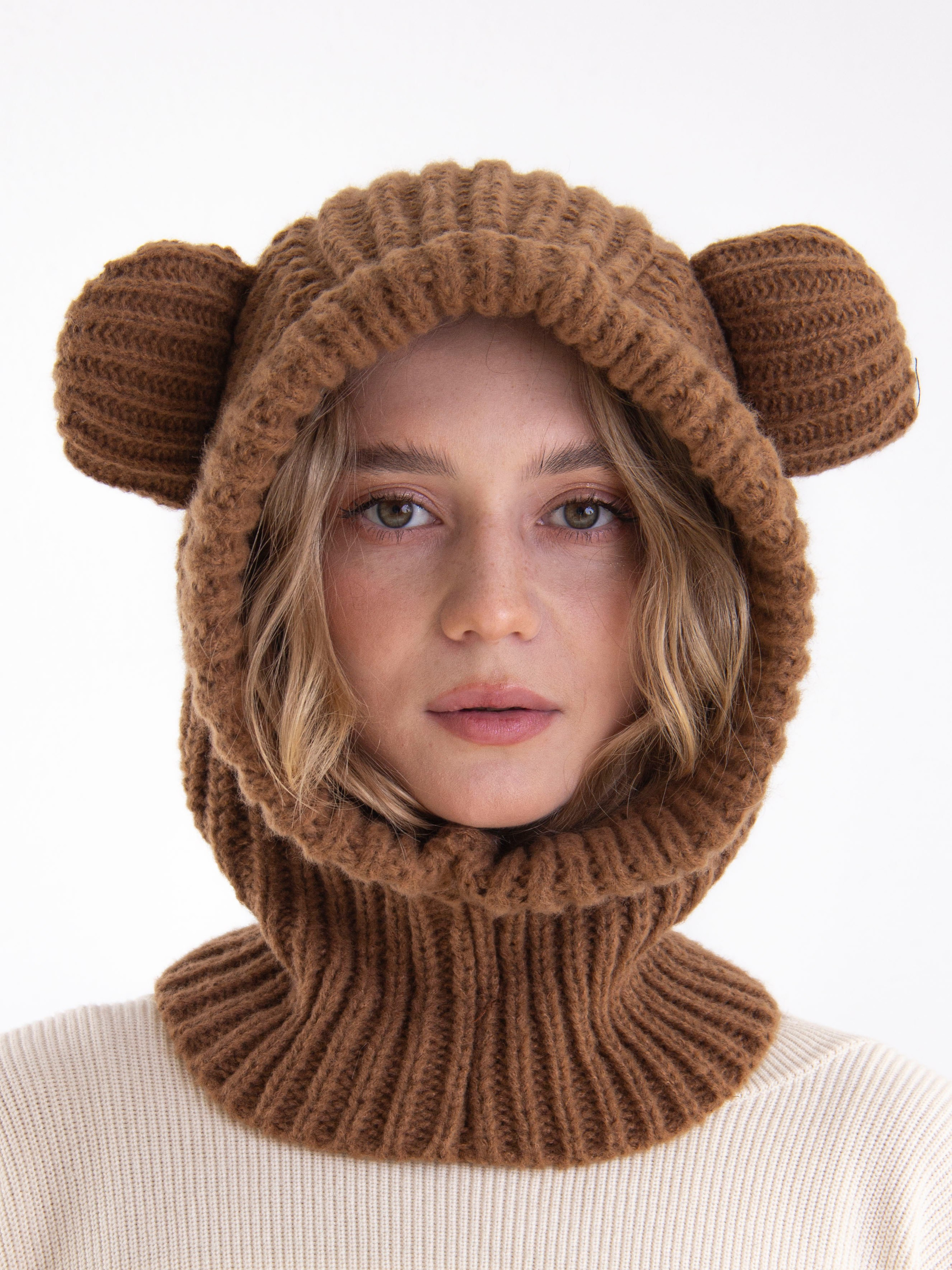 Hats. Фотограф для брендов Любовь Батина (Спб/Мск)