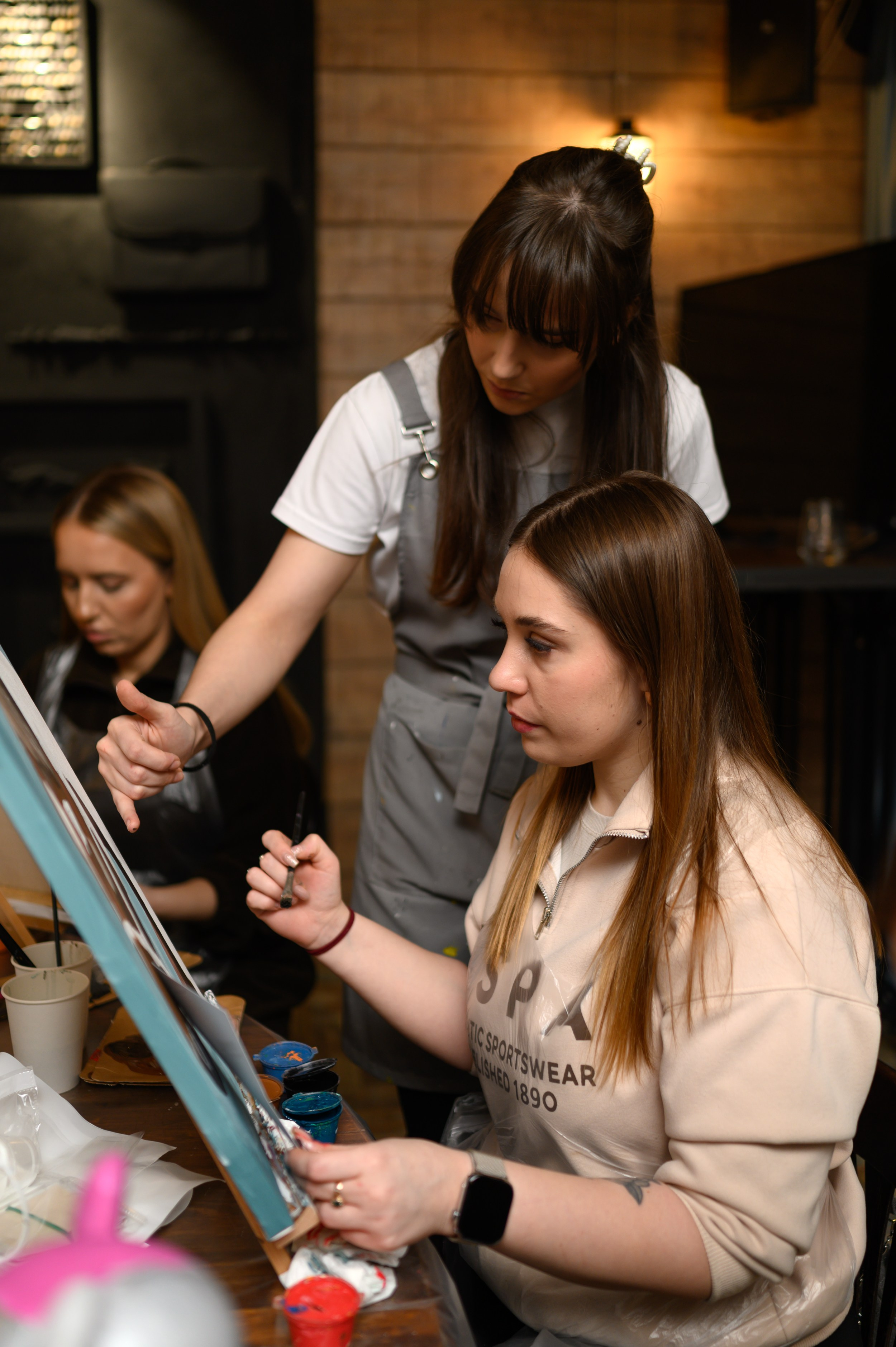 Репортаж с художественного мастер-класса в ресторане Казани