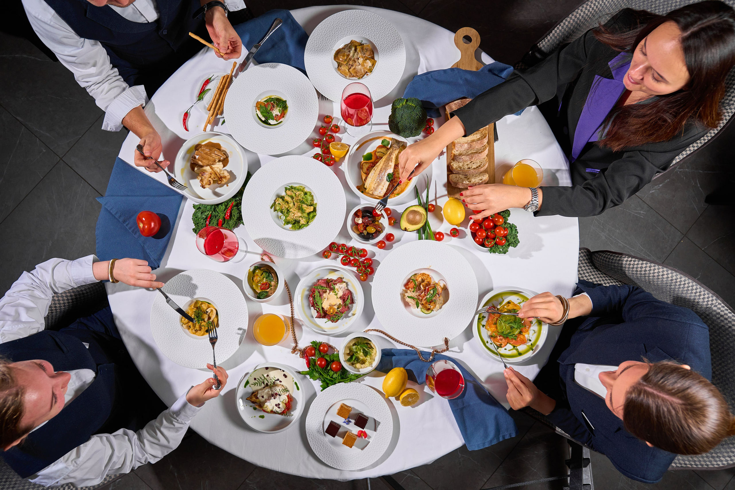 COSMOS ITALY — СЪЕМКА МЕНЮ