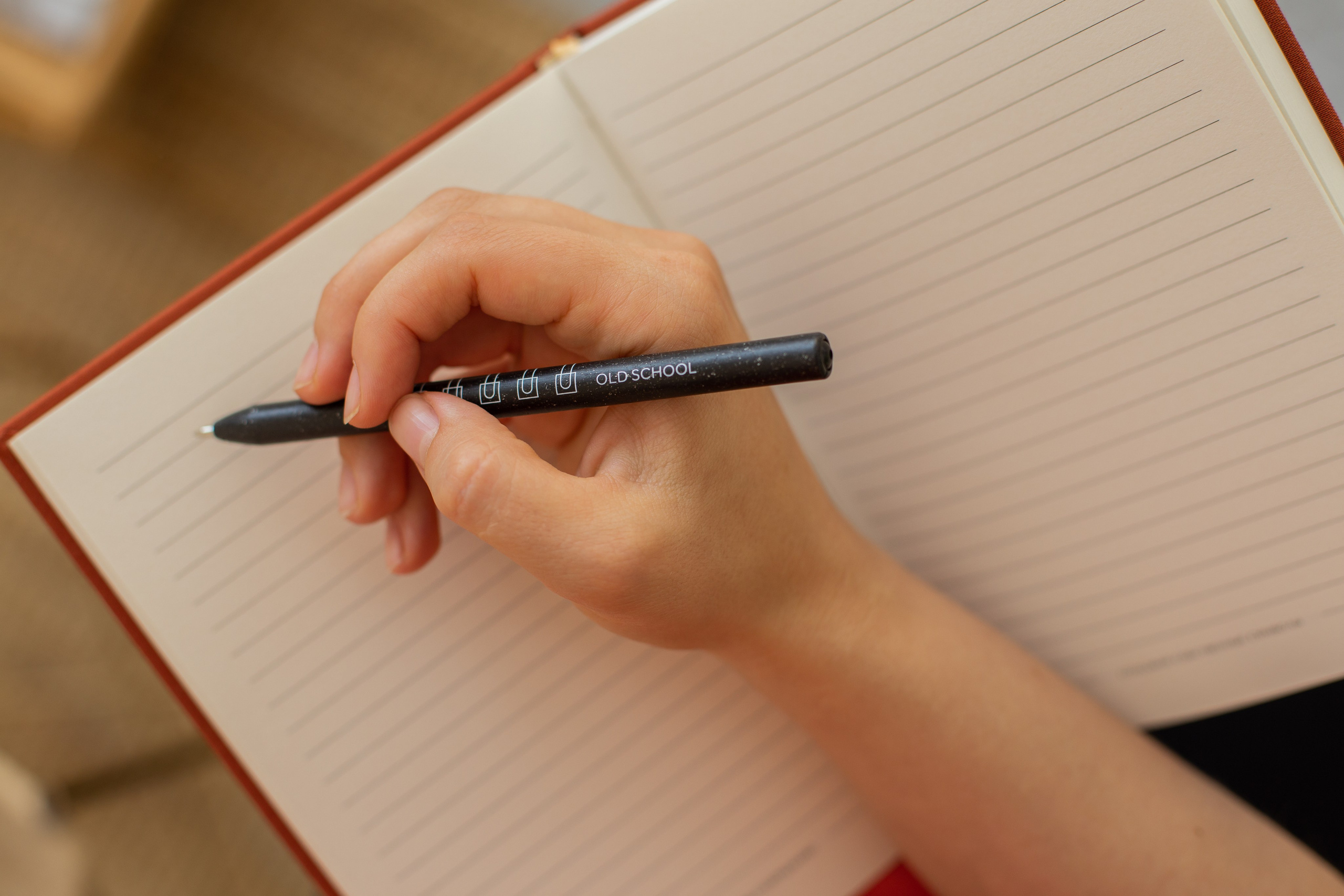 Chancellery shop. Fotograf u Crnoj Gori-porodično fotografisanje sa djecom, lovestory, nekretnine