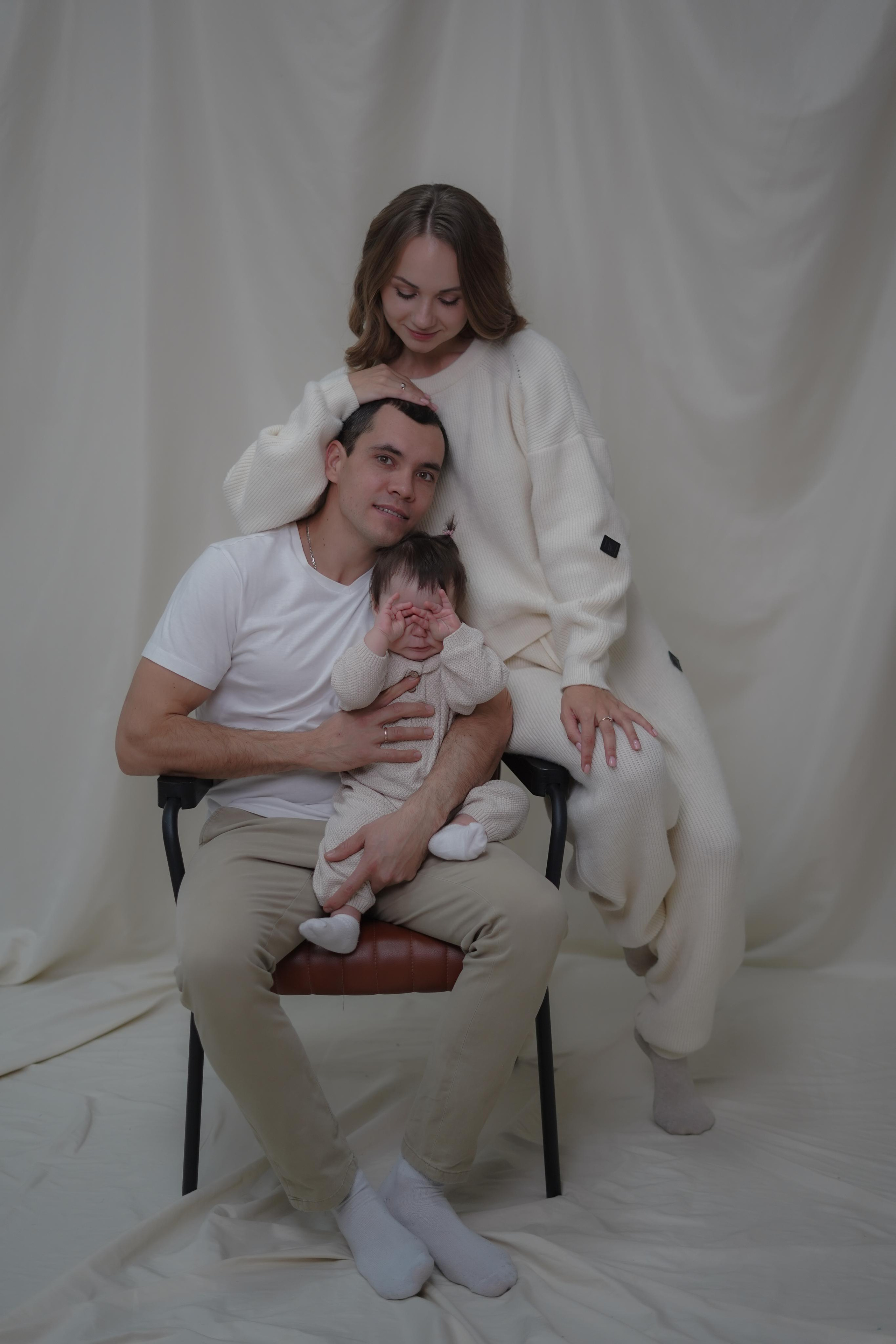 Вова+ Полина= Вика. Фотограф Волгоград Анастасия Ли