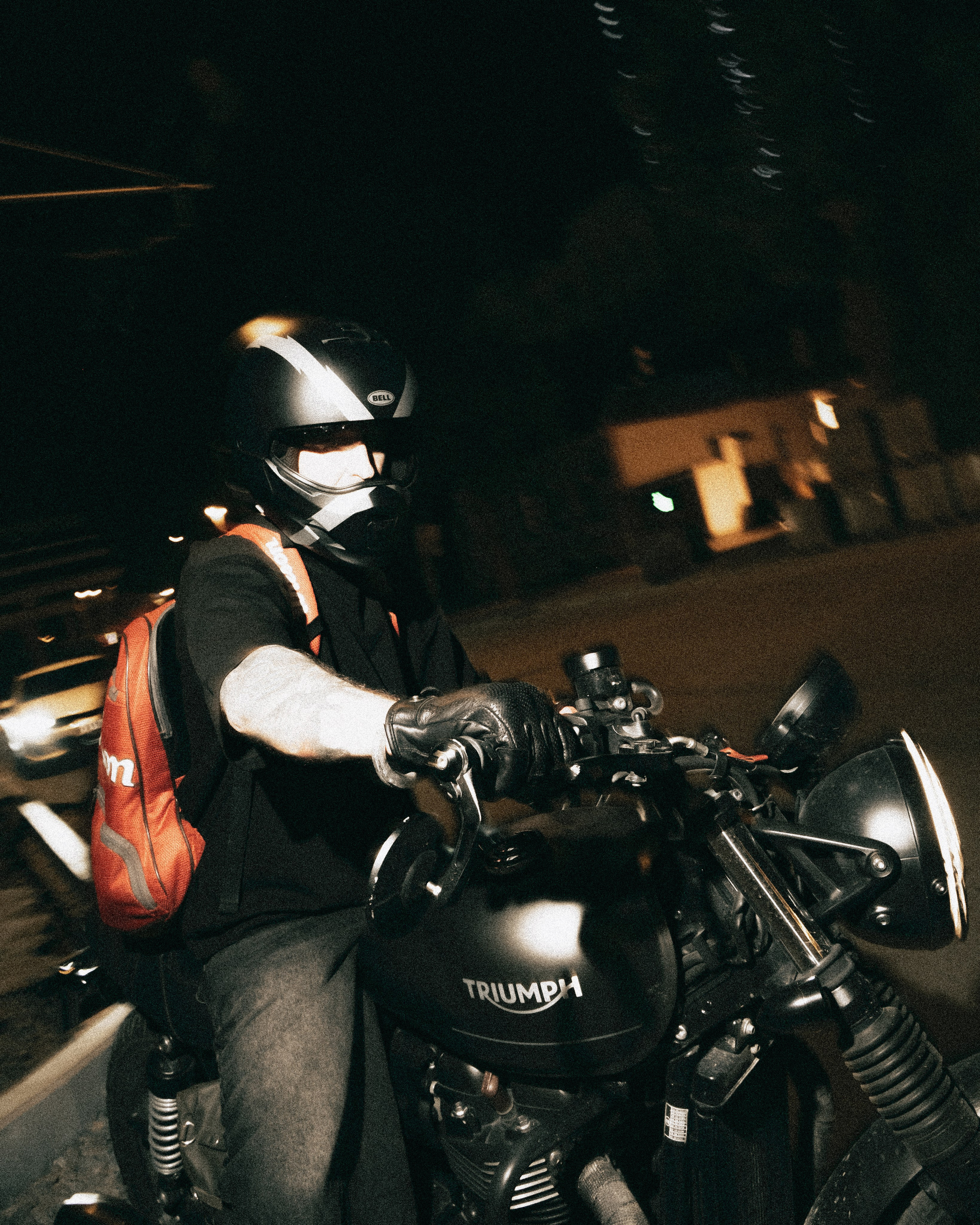 Ночная жизнь. Павел Маннапов, фотограф и видеограф в Екатеринбурге