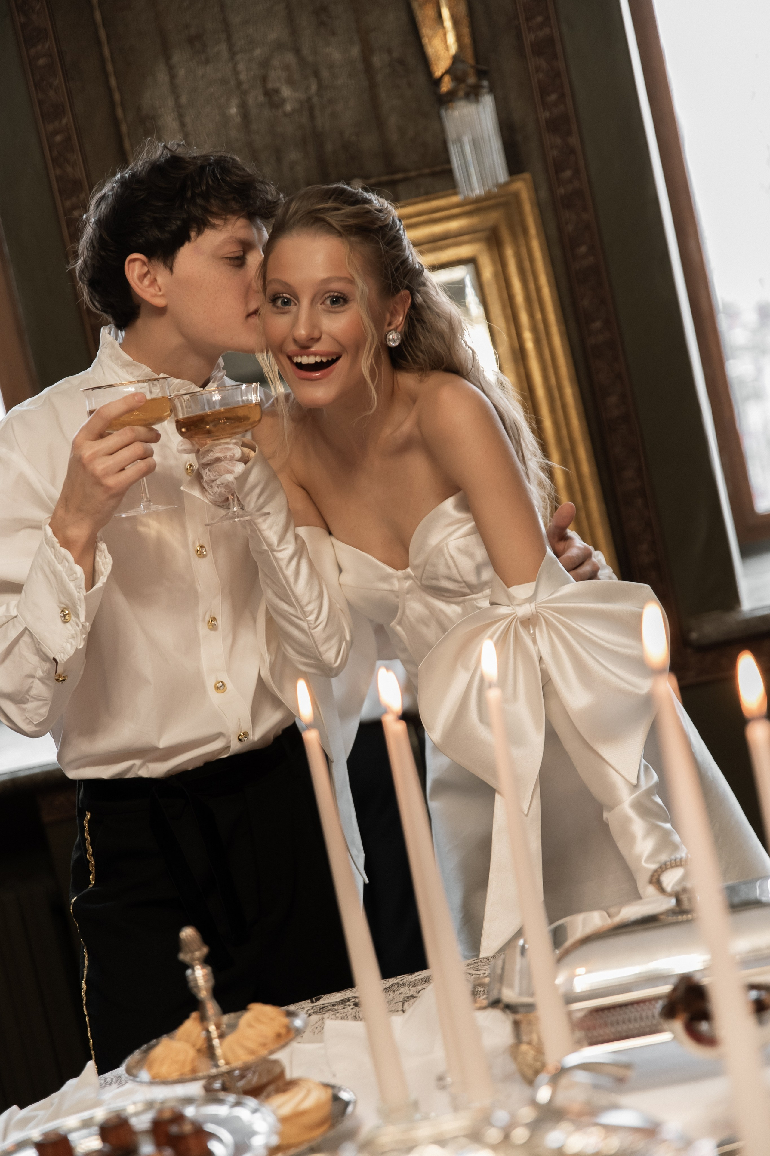 Свадебная съемка в исторической квартире на Чистых прудах. Ярослава Ерина — свадебный фотограф в Москве