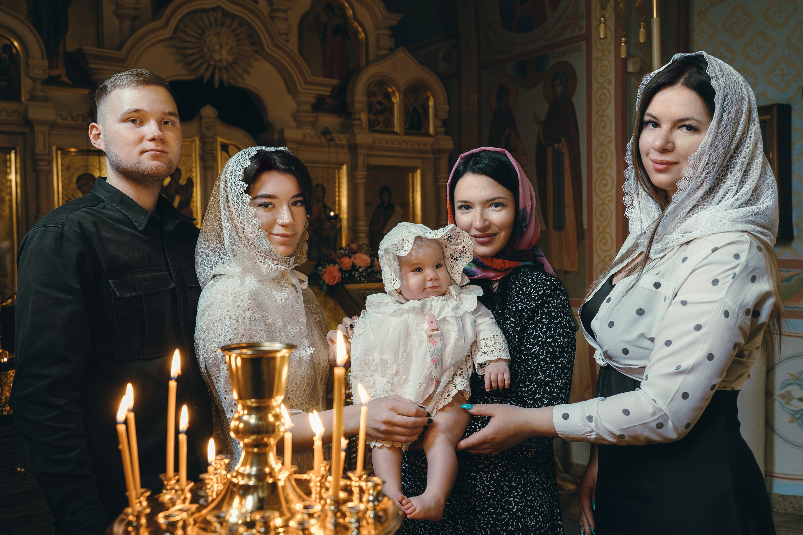Таинство в Храме Петра и Февронии. Фотограф Ольга Рубцова в Москве и Московской области