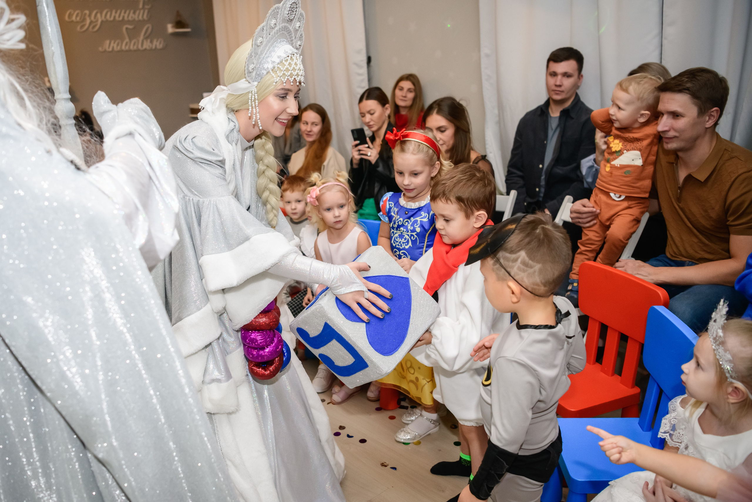 Новогодняя детская съемка. Фомина Елена Свадебный и семейный фотограф