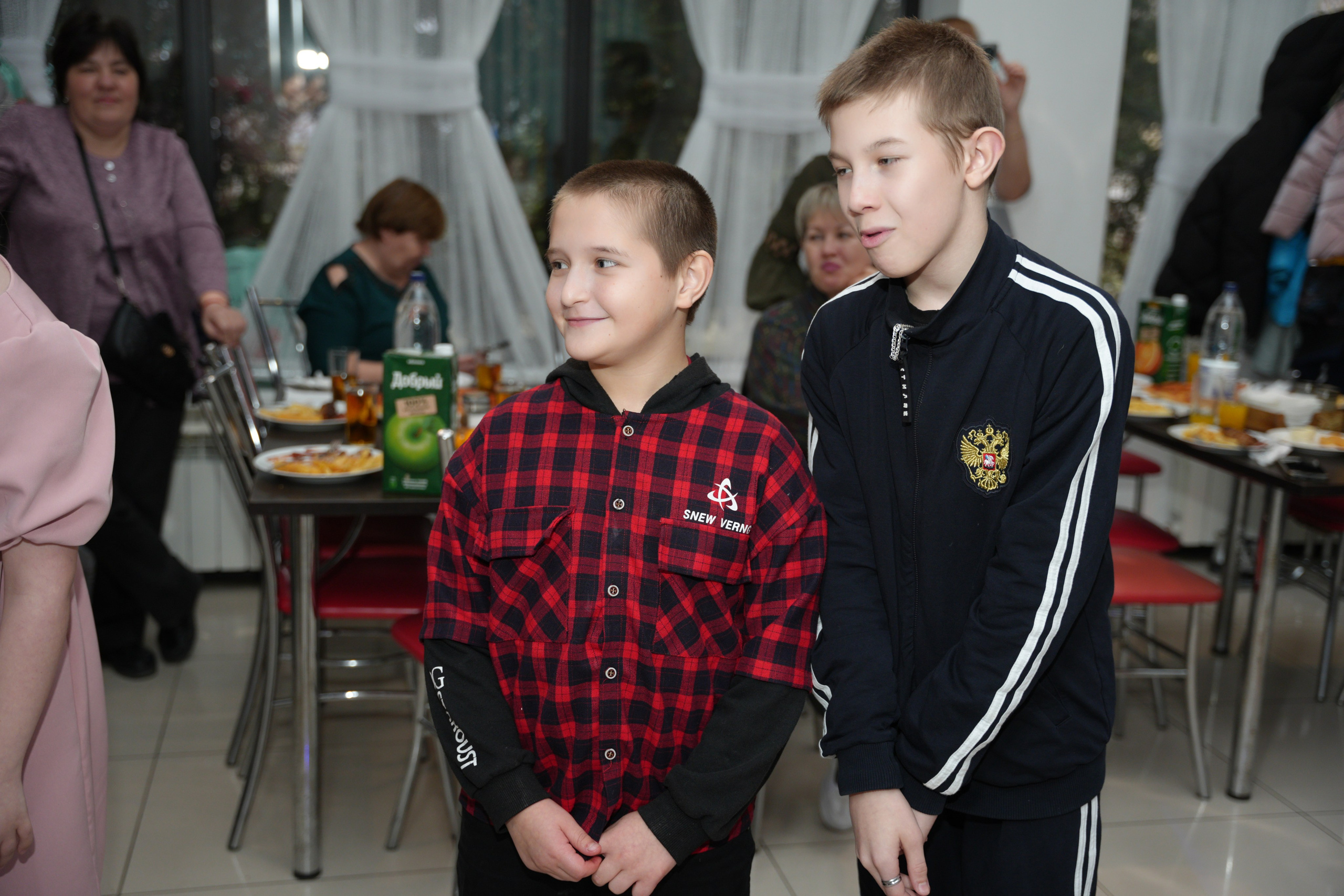 Социально —благотворительная акция «Ты в этом мире не один», посвященная Международному дню инвалидов. ВЫПУСКНЫЕ АЛЬБОМЫ, Школьный фотограф, семейный и свадебный в Саратове и области Ольга Плаксина