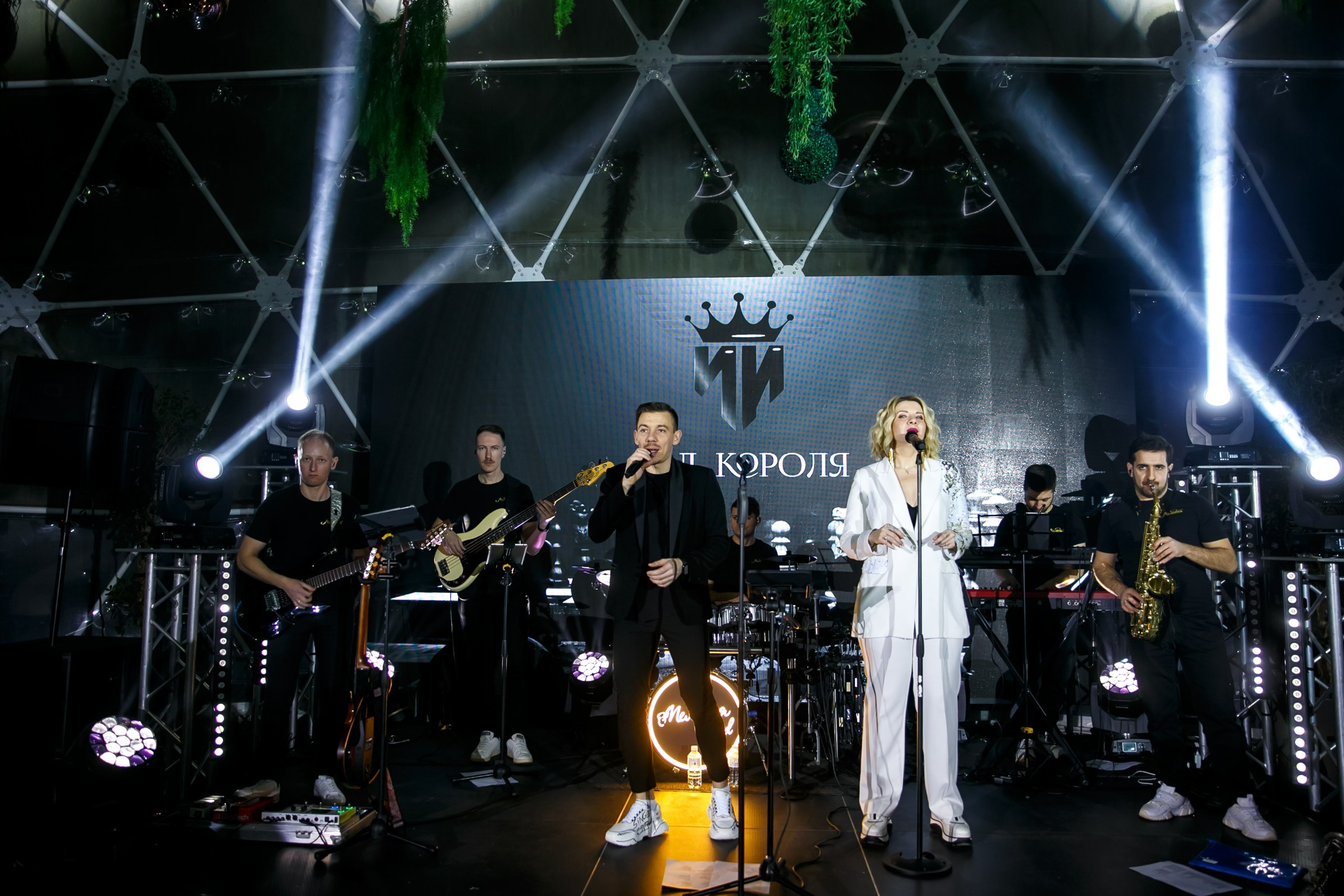 Ход Короля. Свадебное фото и видео в Ростове-на-Дону, Краснодаре, Москве и Крыму