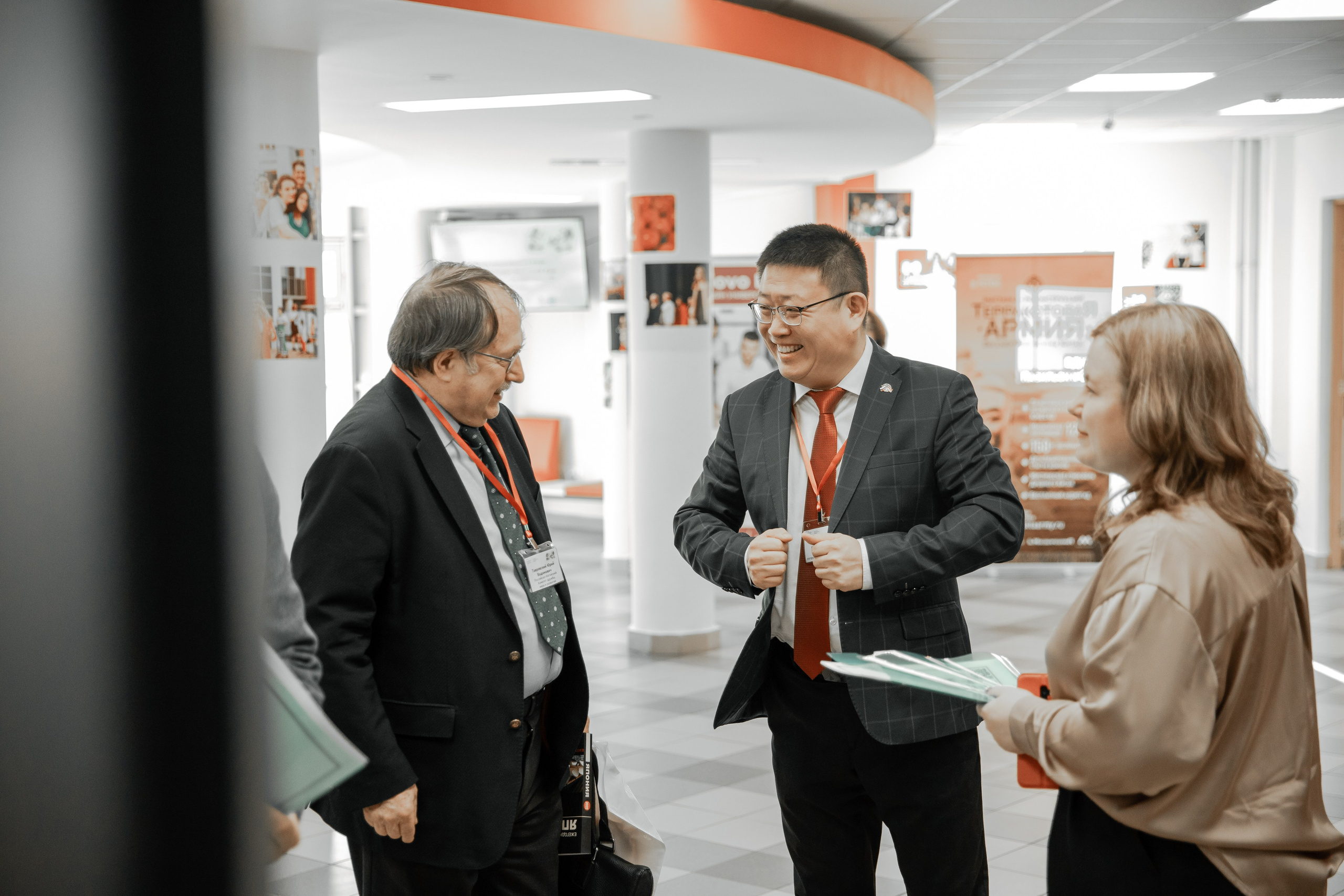 Международный Форум | Языки и Культуры Восточной Азии в Образовательном Пространстве. Фотограф брендов и бизнеса в Москве Алексей Сентюрин