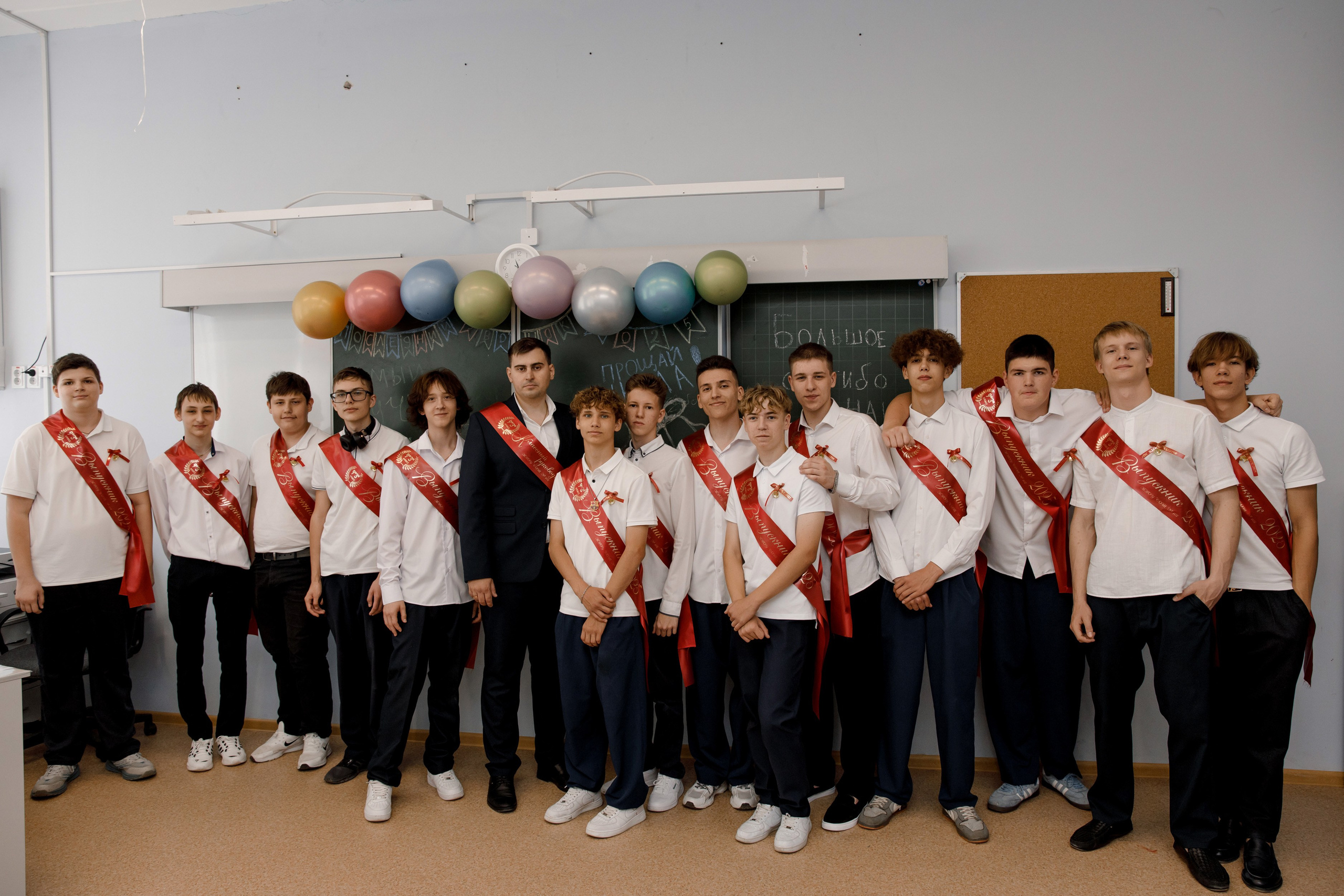 Школа 107 г. Краснодар. Выпускные альбомы в Краснодарском крае