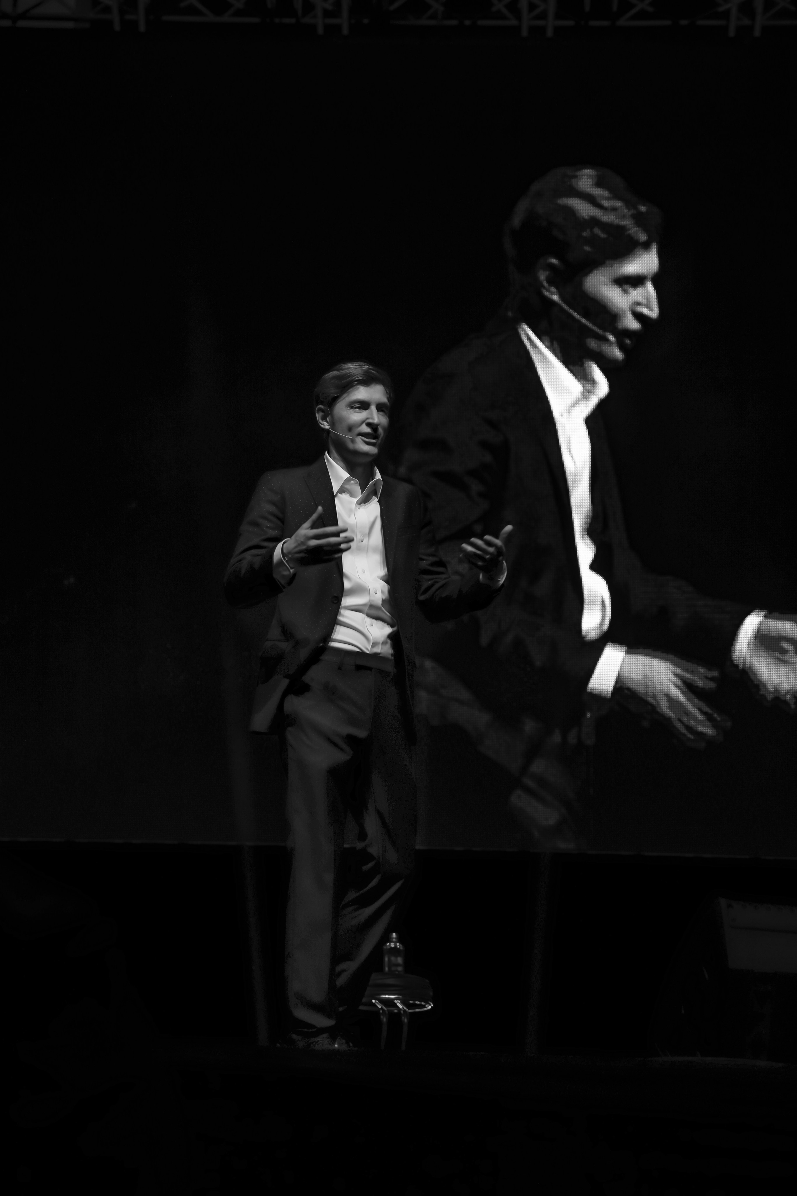 «ПАВЕЛ ВОЛЯ STAND-UP». Photographer Viktoriya Markushina «My world throug»