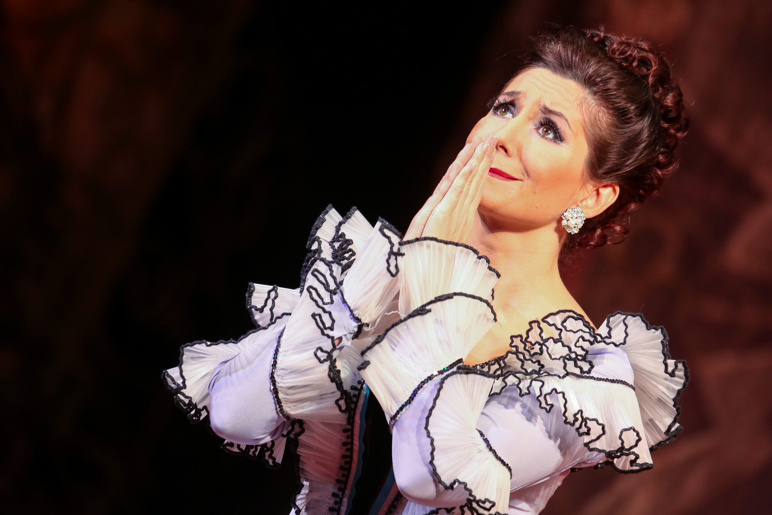 Летучая мышь в Московской оперетте. Дарья Письменюк / Darya Leitstern — фотограф, музыкант, журналист, путешественник