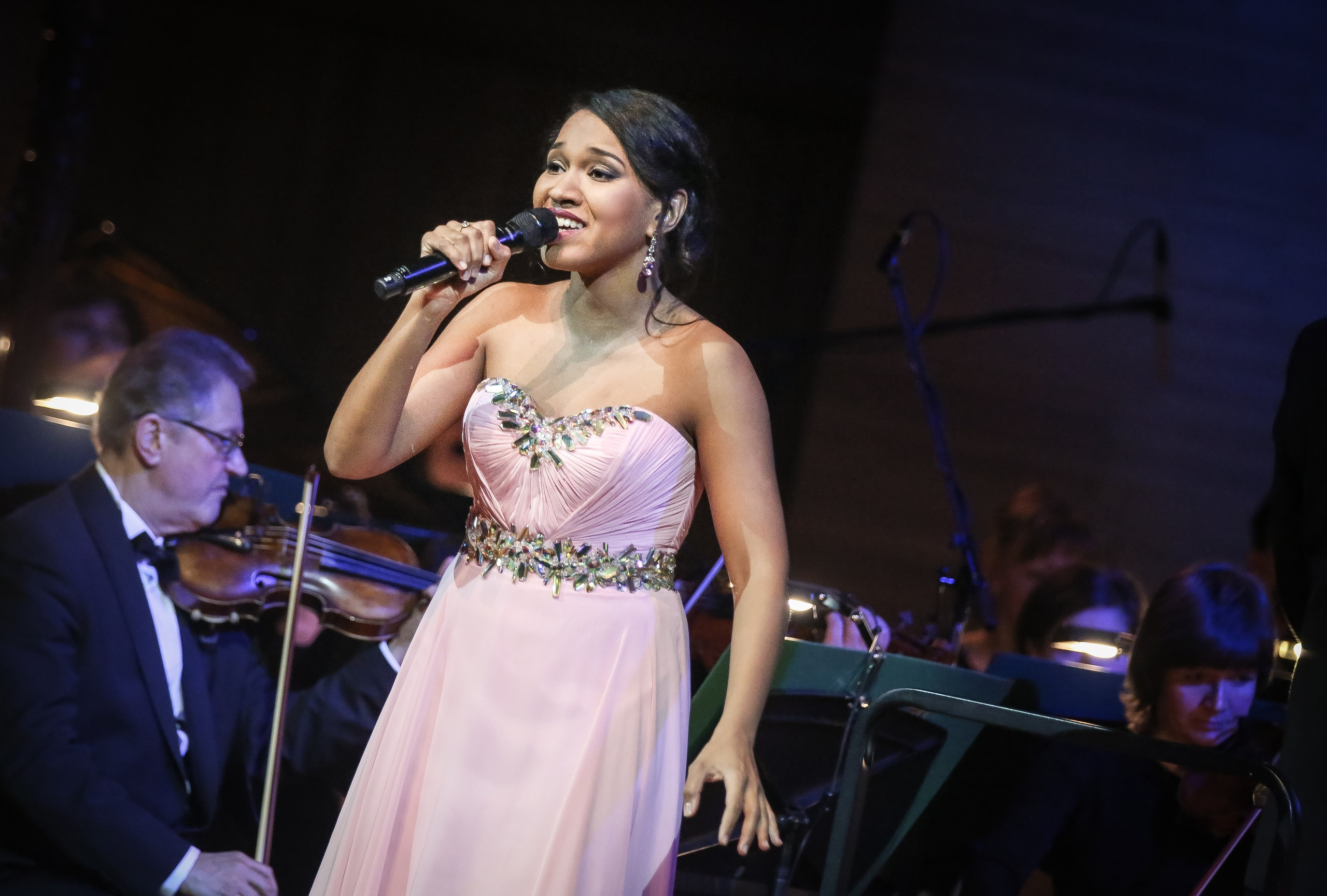 Концерт с Мари Карне и Оркестром кинематографии. Дарья Письменюк / Darya Leitstern — фотограф, музыкант, журналист, путешественник