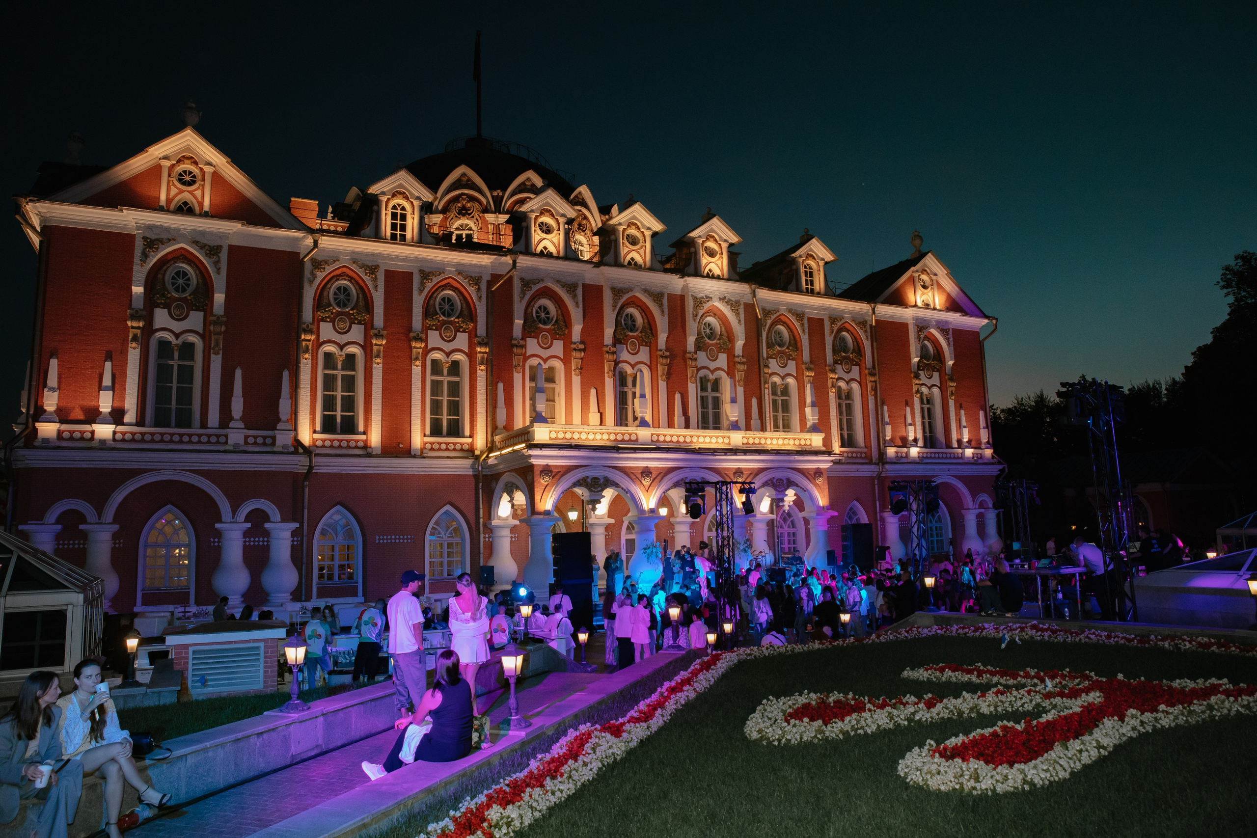 Группа ZOLOTO в Петровском путевом дворце/ AESTHETIC ONLY. Фотограф в Москве Яна Полосина